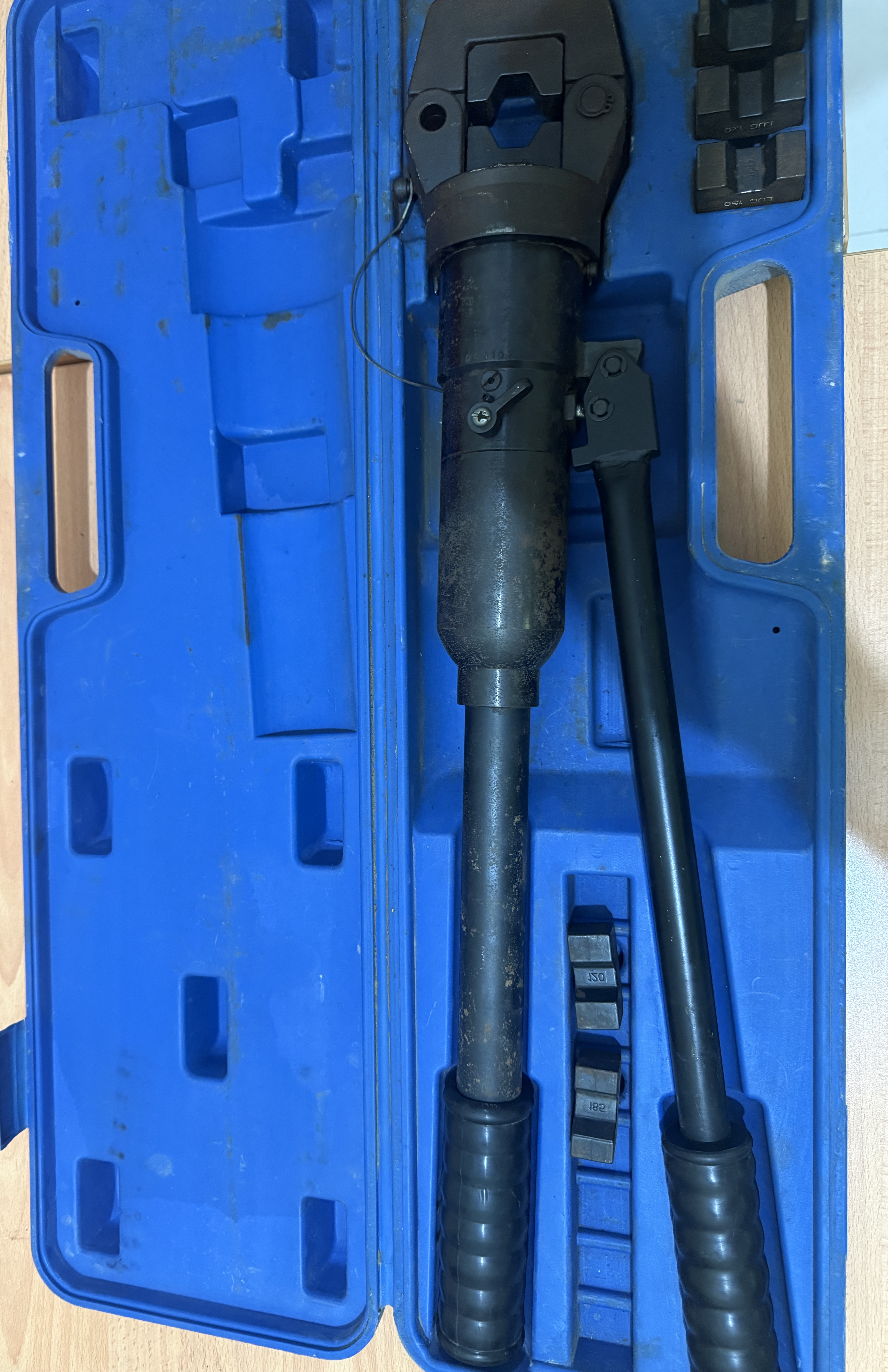 Kudos LUG 240 Hydraulic Cable Crimping Tool - Image 7