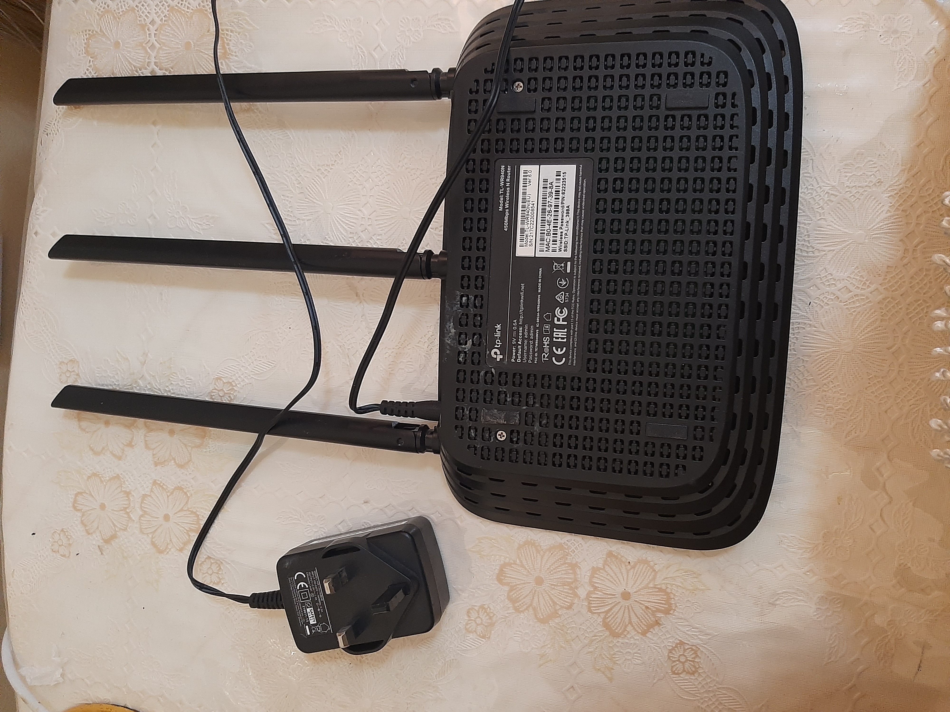 TP LINK Wireless Router- In good condition - Image 3