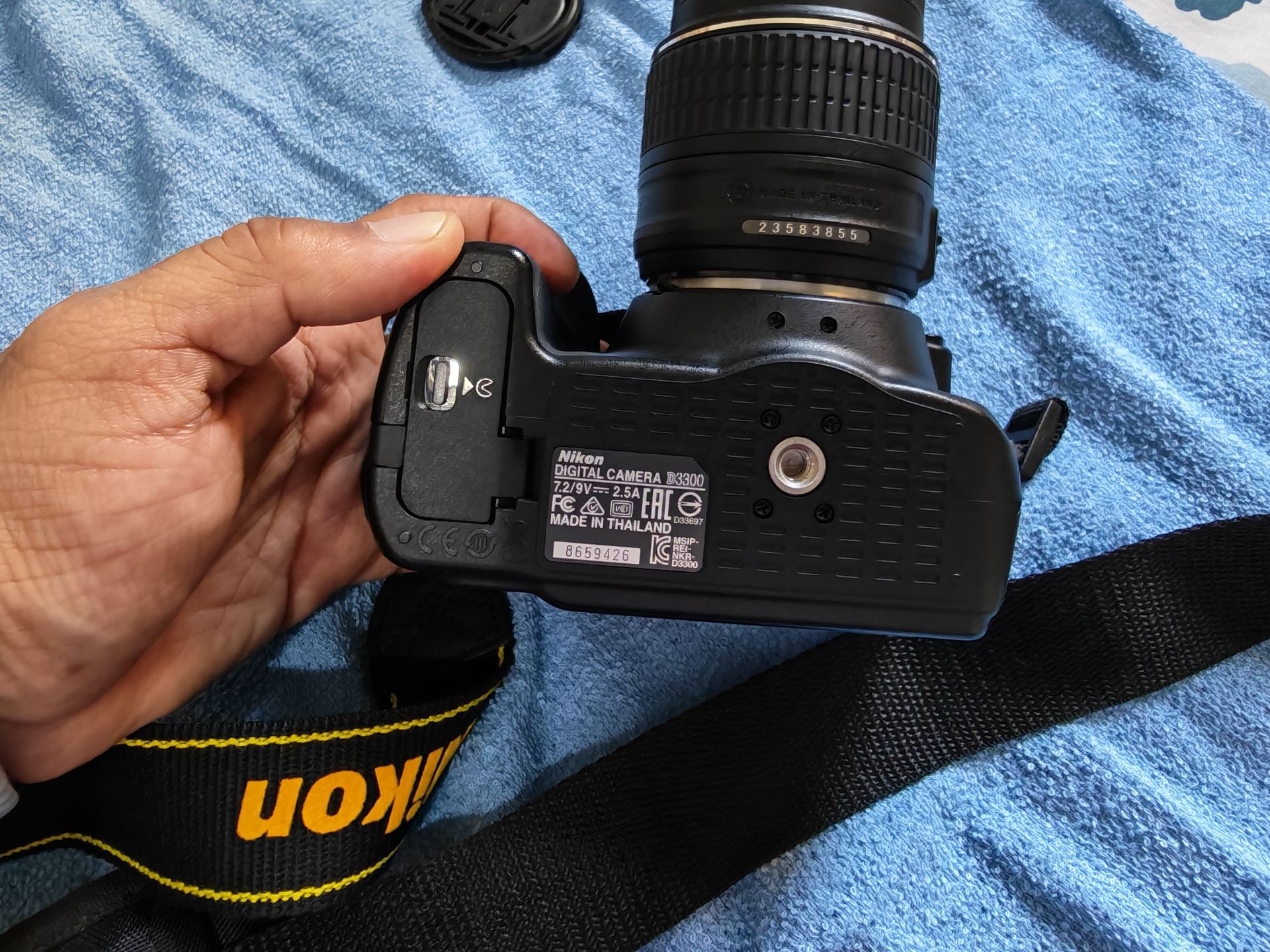 Nikon D3300 digital SLR camera launched in 2014 with Nikon AF-S 18-55 lens - Image 6