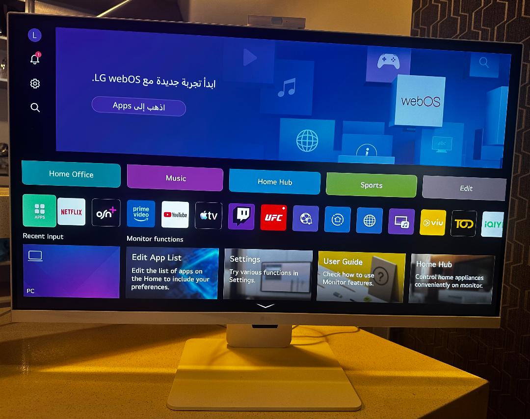 LG 32" 4K UHD Smart Monitor  - Image 3