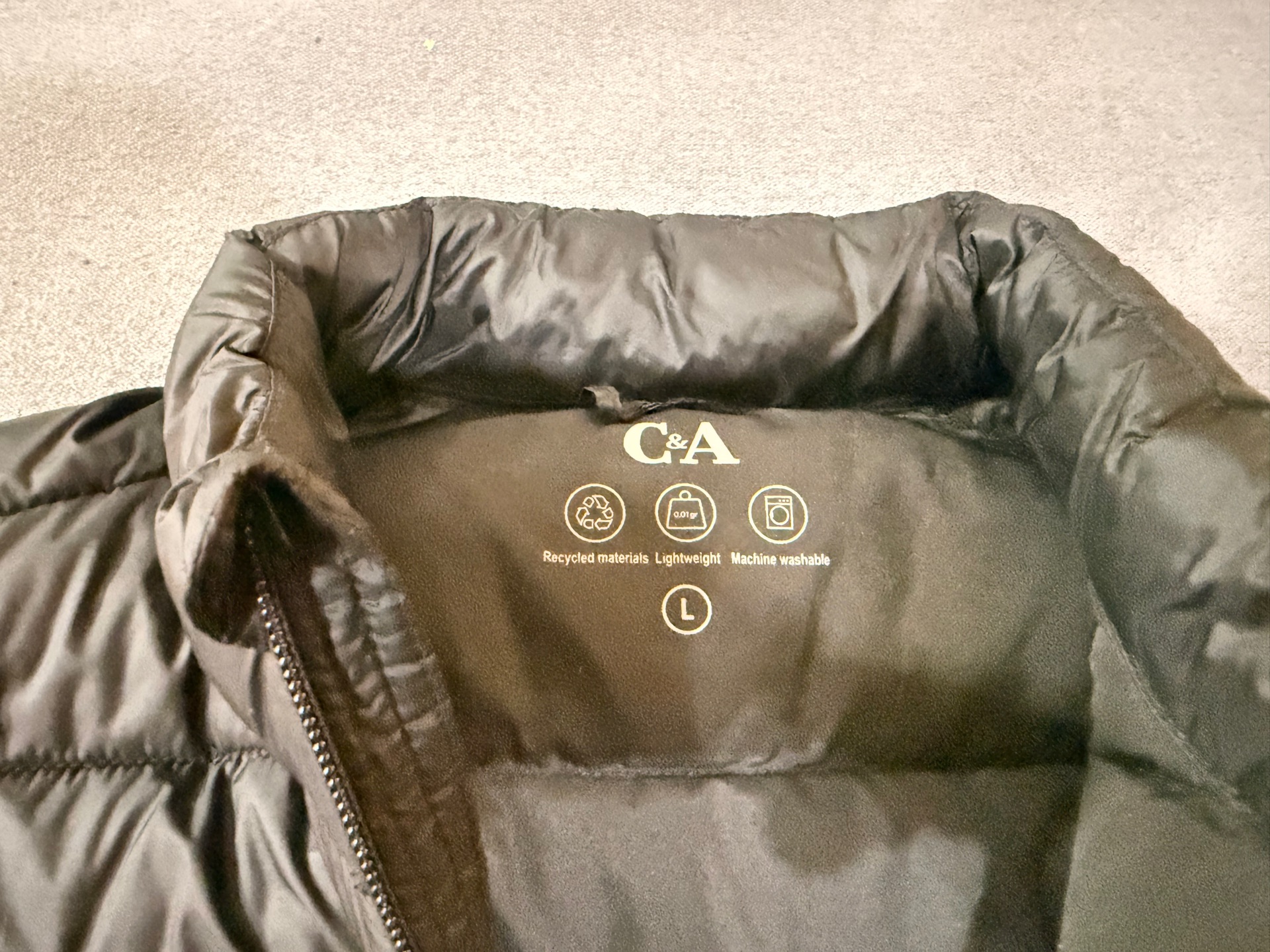 German Made C&A brand Down Feather Jacket Lightweight Gillet - Image 4