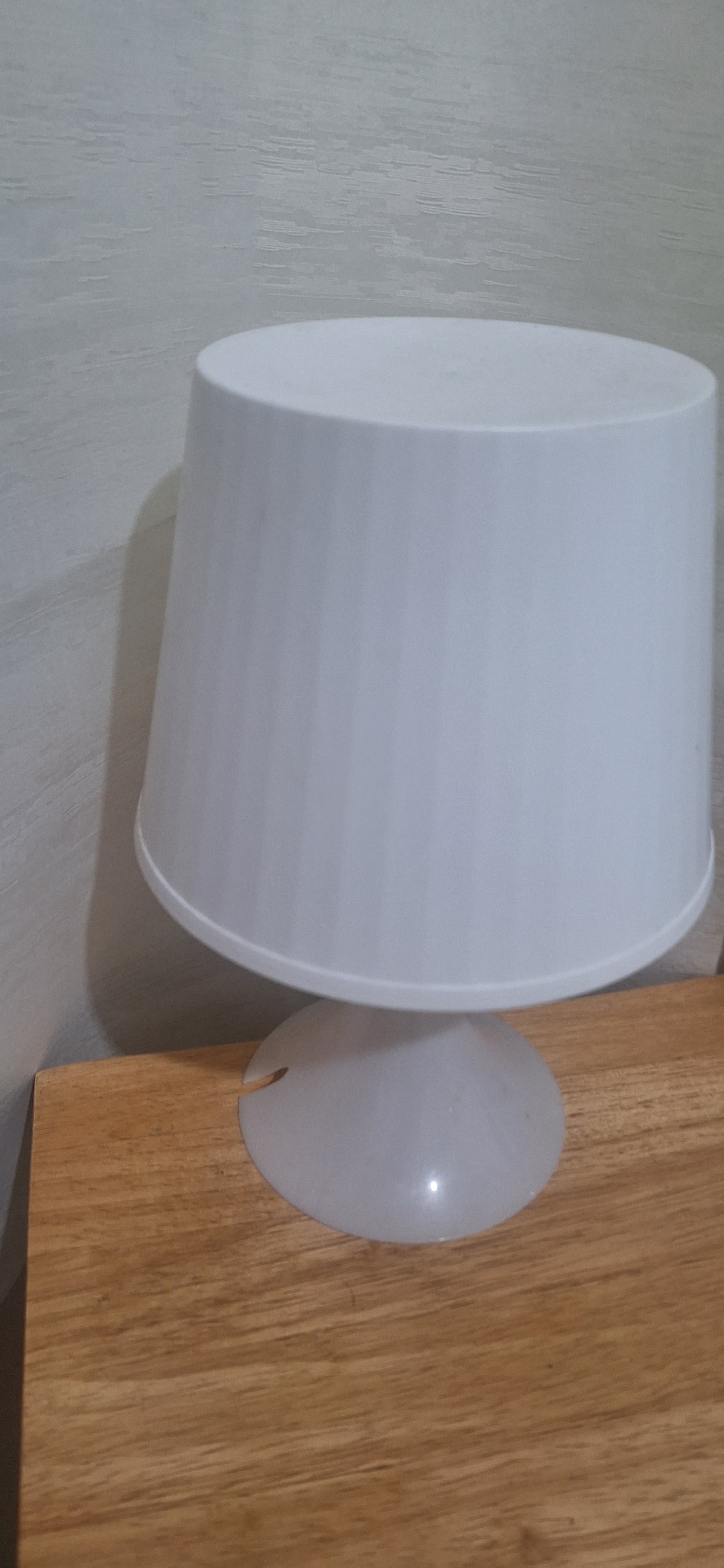 X3 small lamps & x1 large corner lamp - Image 1