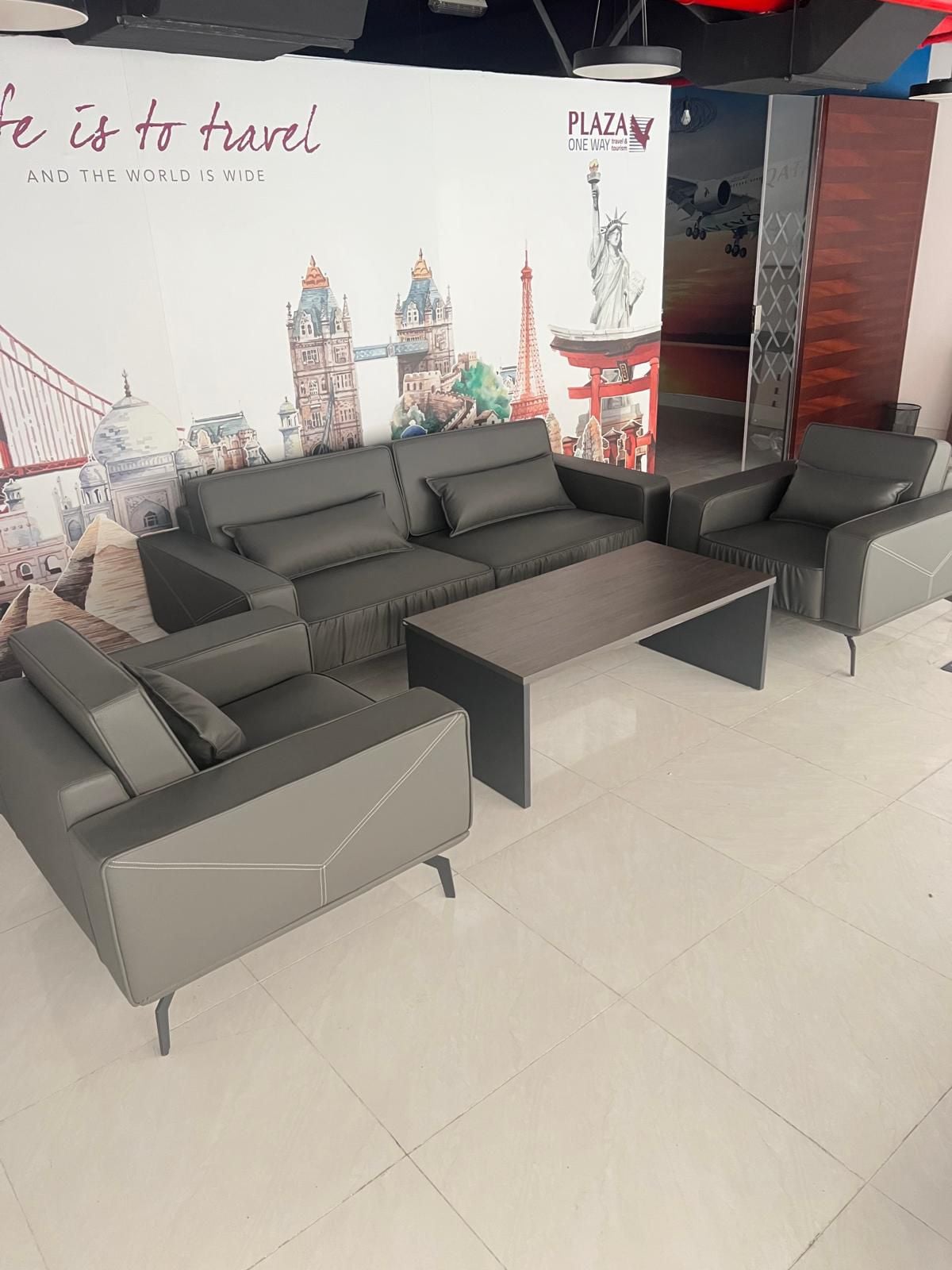 Office furniture buy sell 33270617 - Image 2