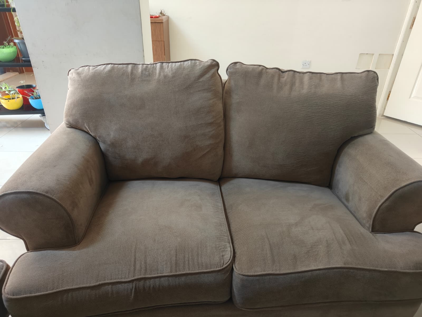 8 seater sofa for sale - Image 2
