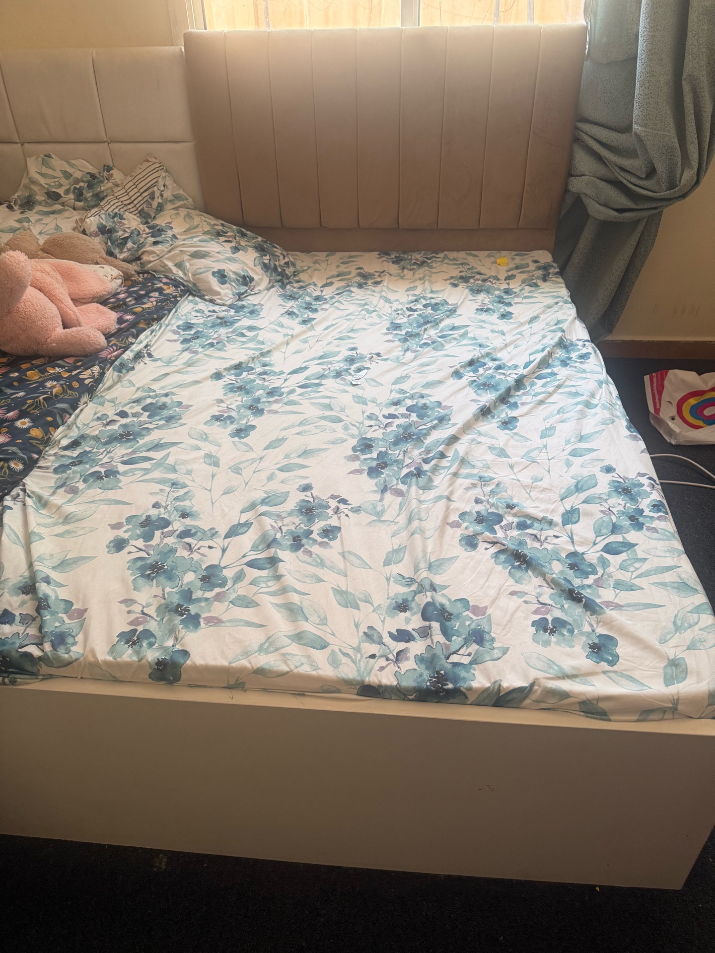 Bed With Mattress  - Image 3