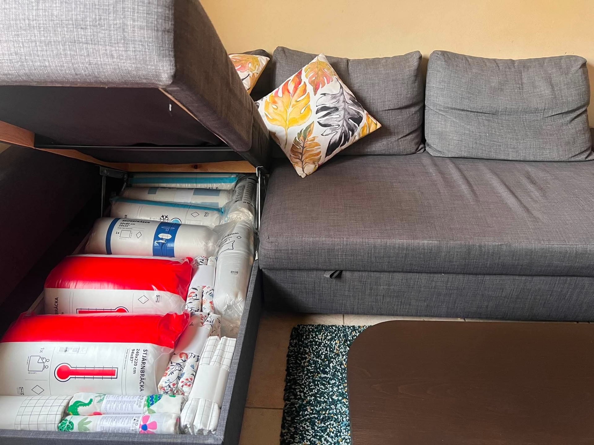 Sofa bed - Image 2