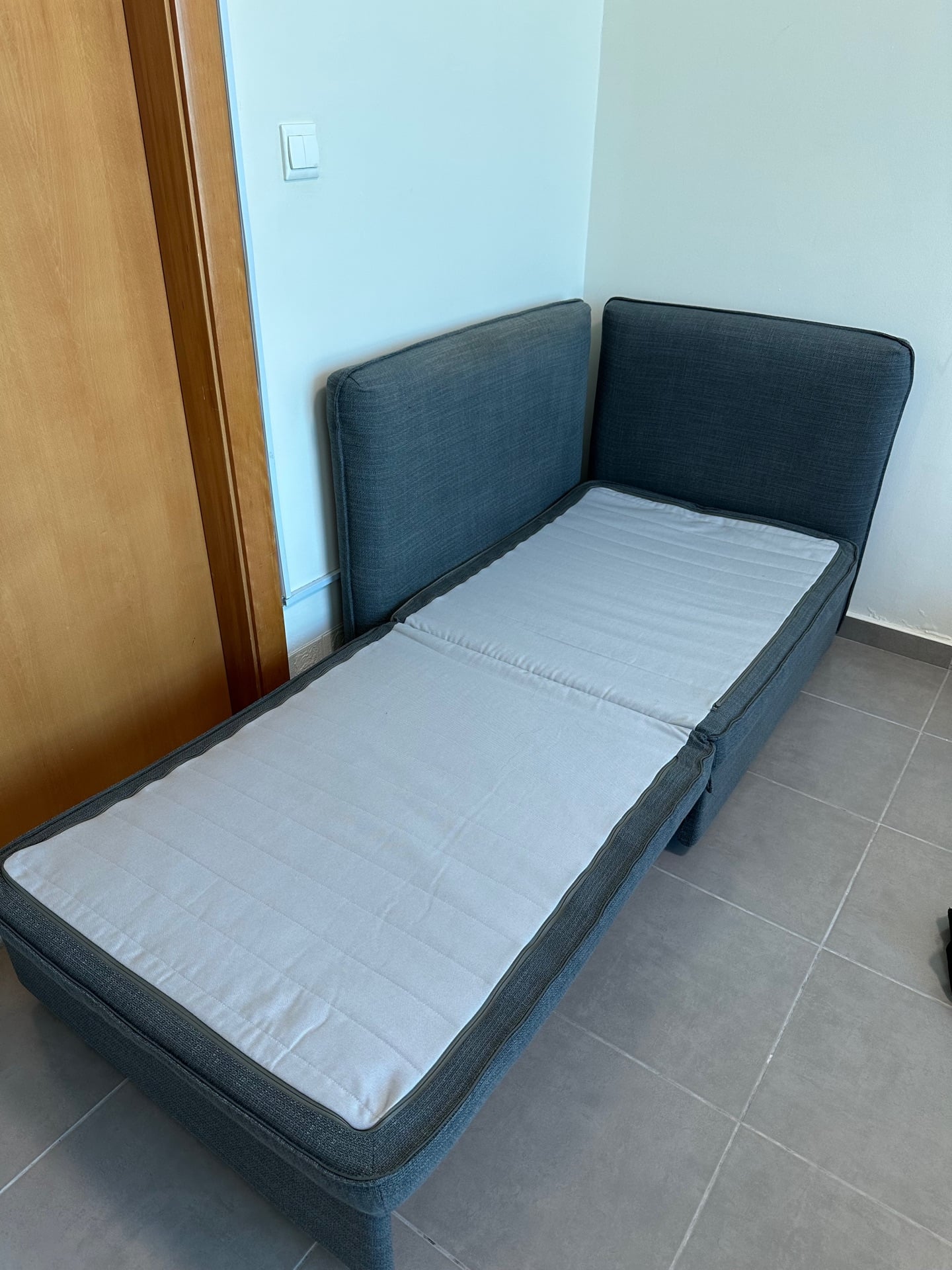 Ikea Valentuna sofa bed - Image 4