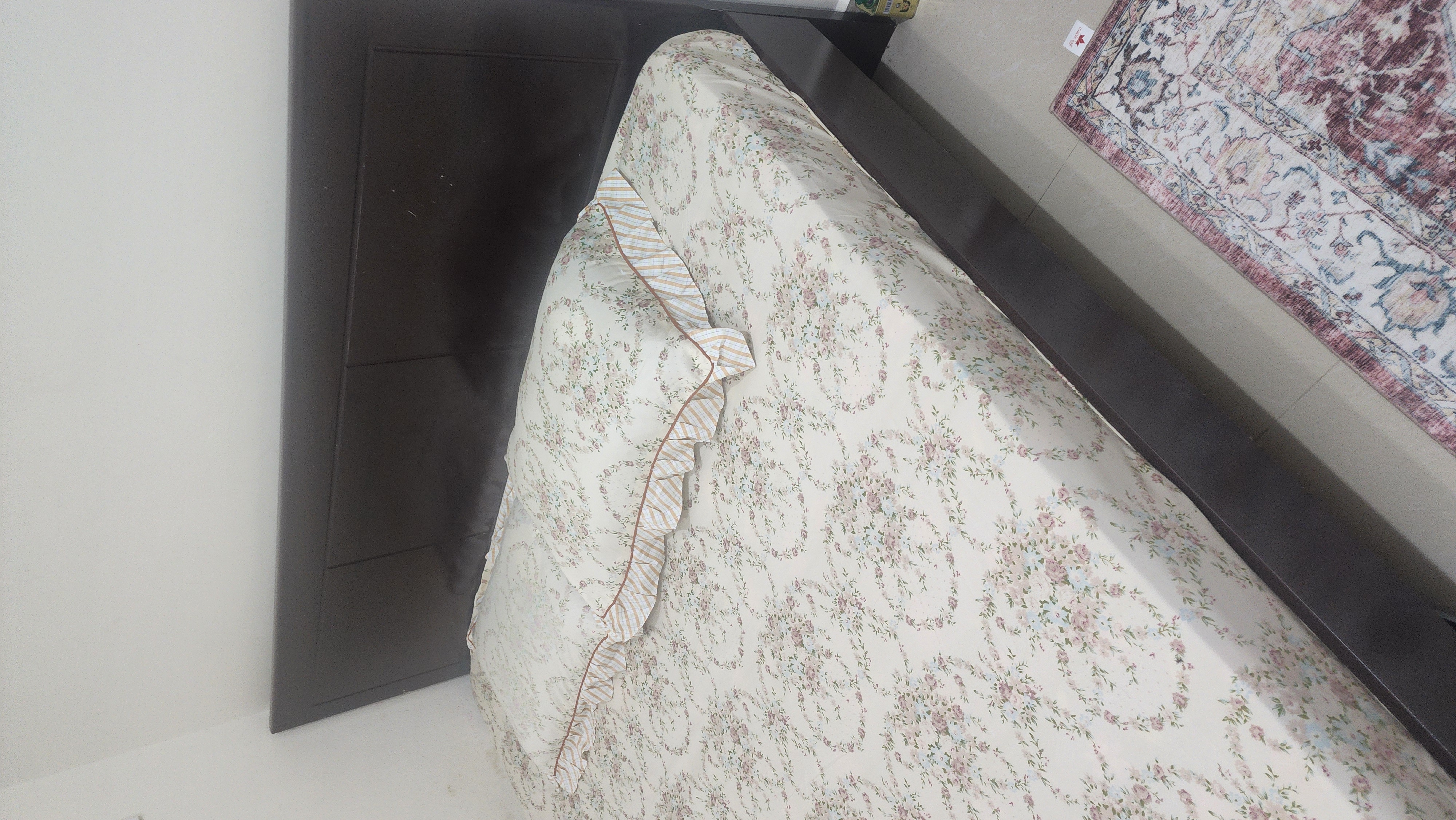 Super Kind Bed with Mattress for SALE - Image 2