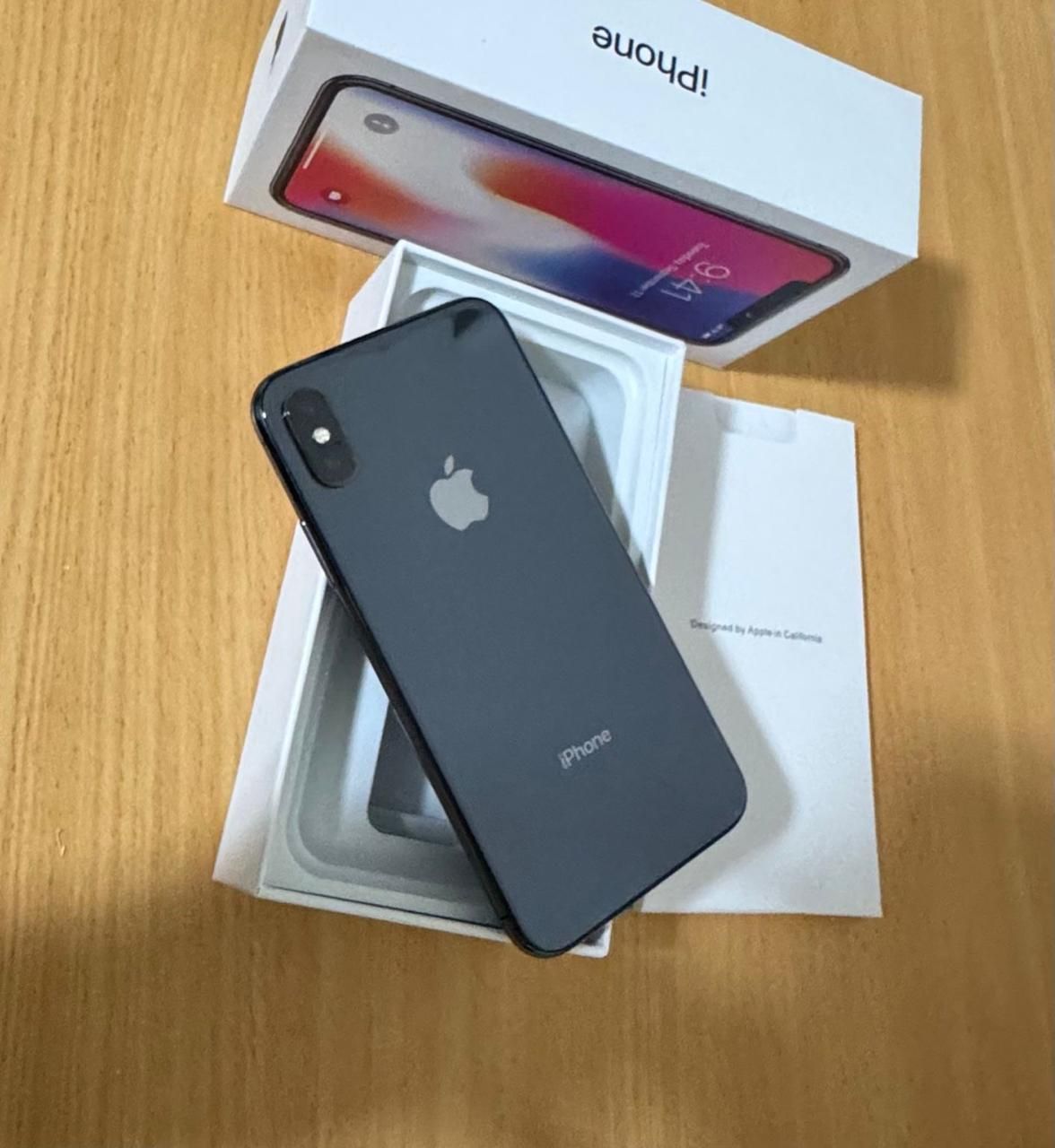 iPhone X 
256ssd 
Full box charger cable - Image 2