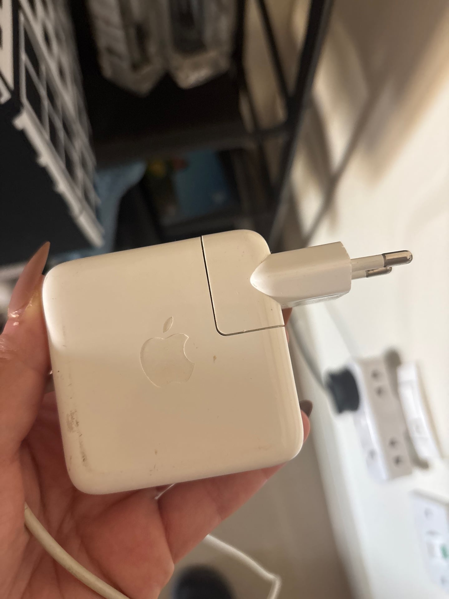 Apple MacBook Air 13” (2017) – بحالة ممتازة – 8GB RAM - Image 7