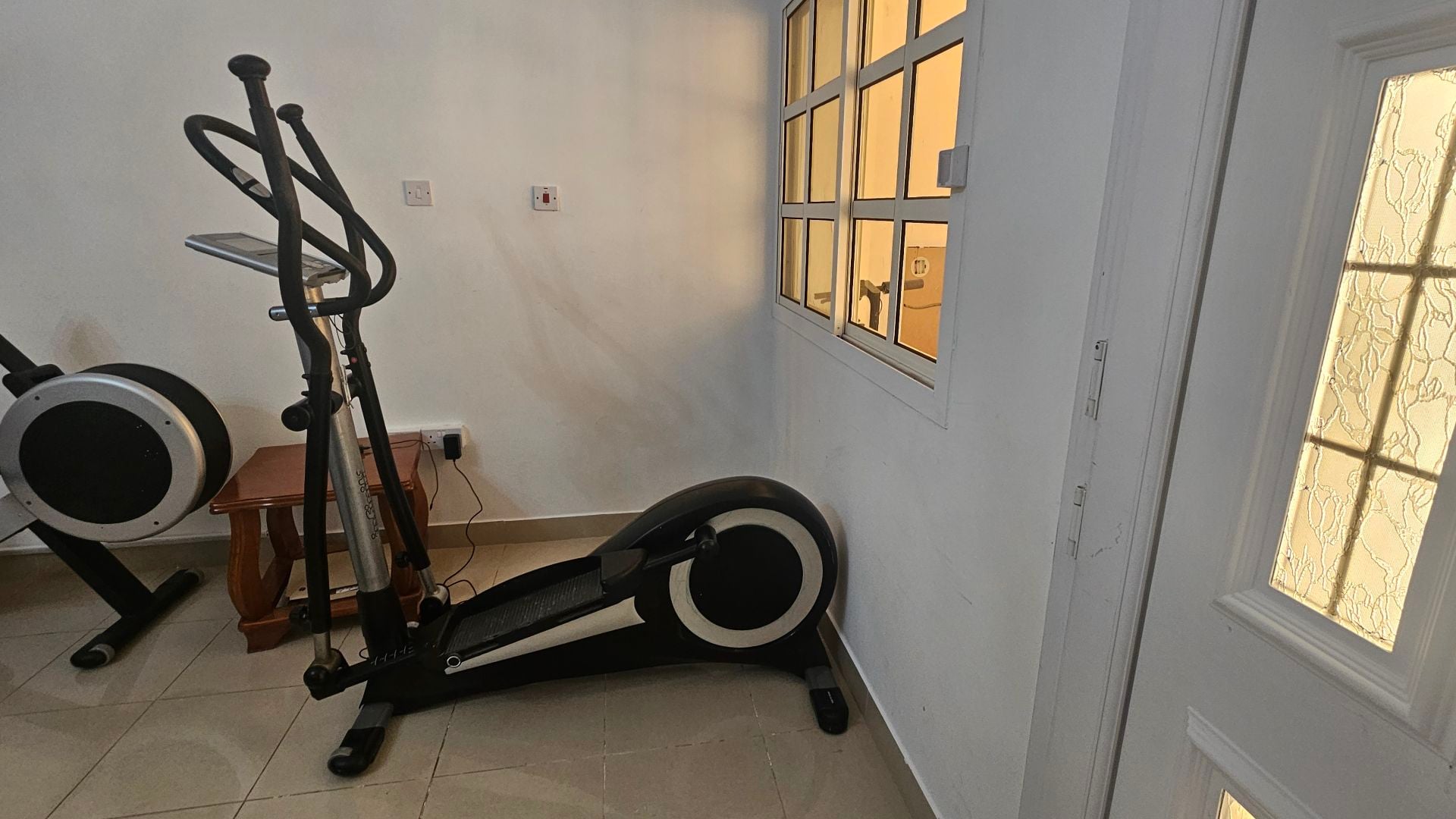 URGENT SALE!!!! ELLIPTICAL MACHINE - Image 6
