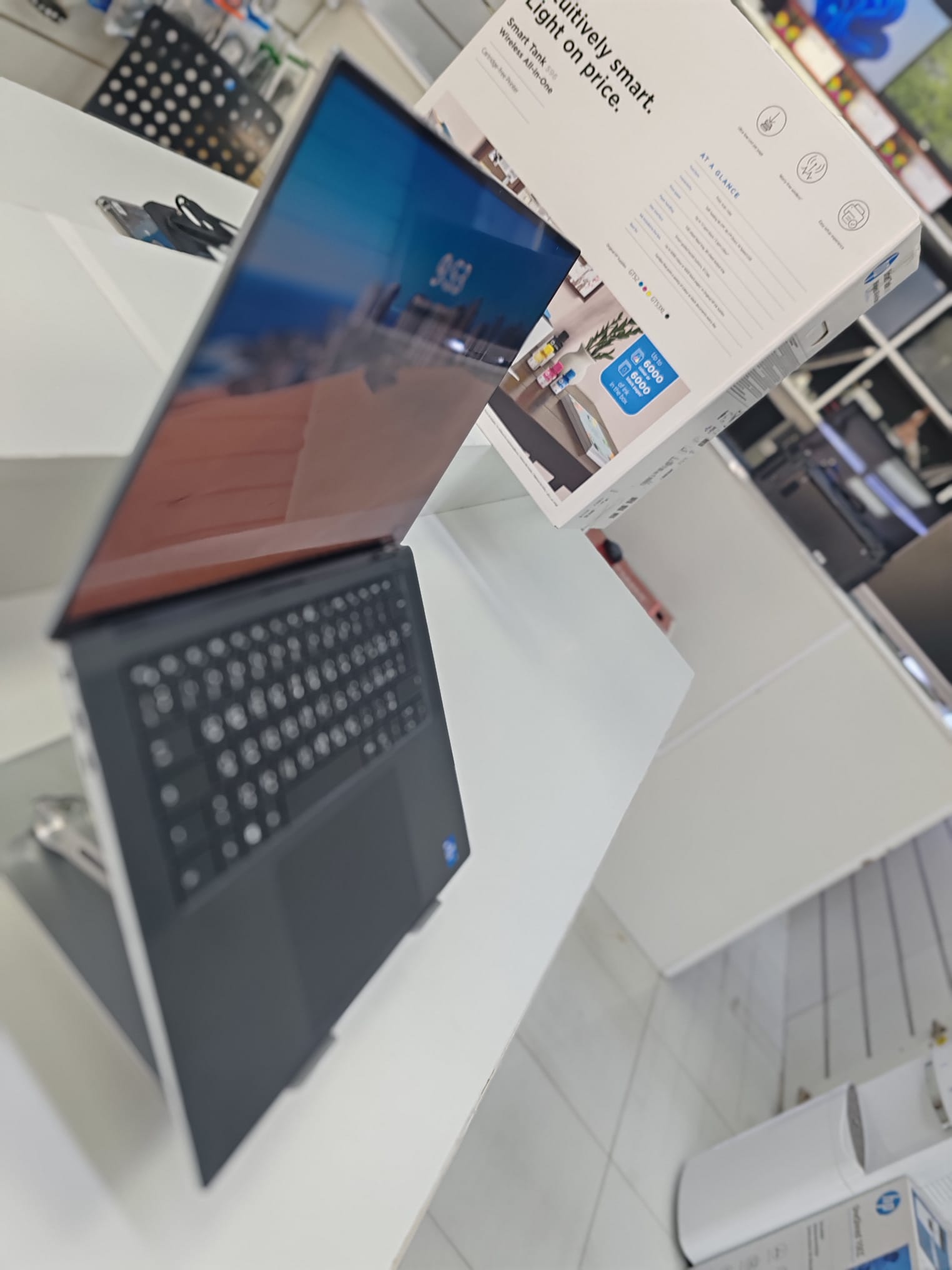 لابتوب Dell مستعمل بمعالج Intel Core i7 الجيل 11 وذاكرة 16GB وقرص SSD 512 GB - Image 3