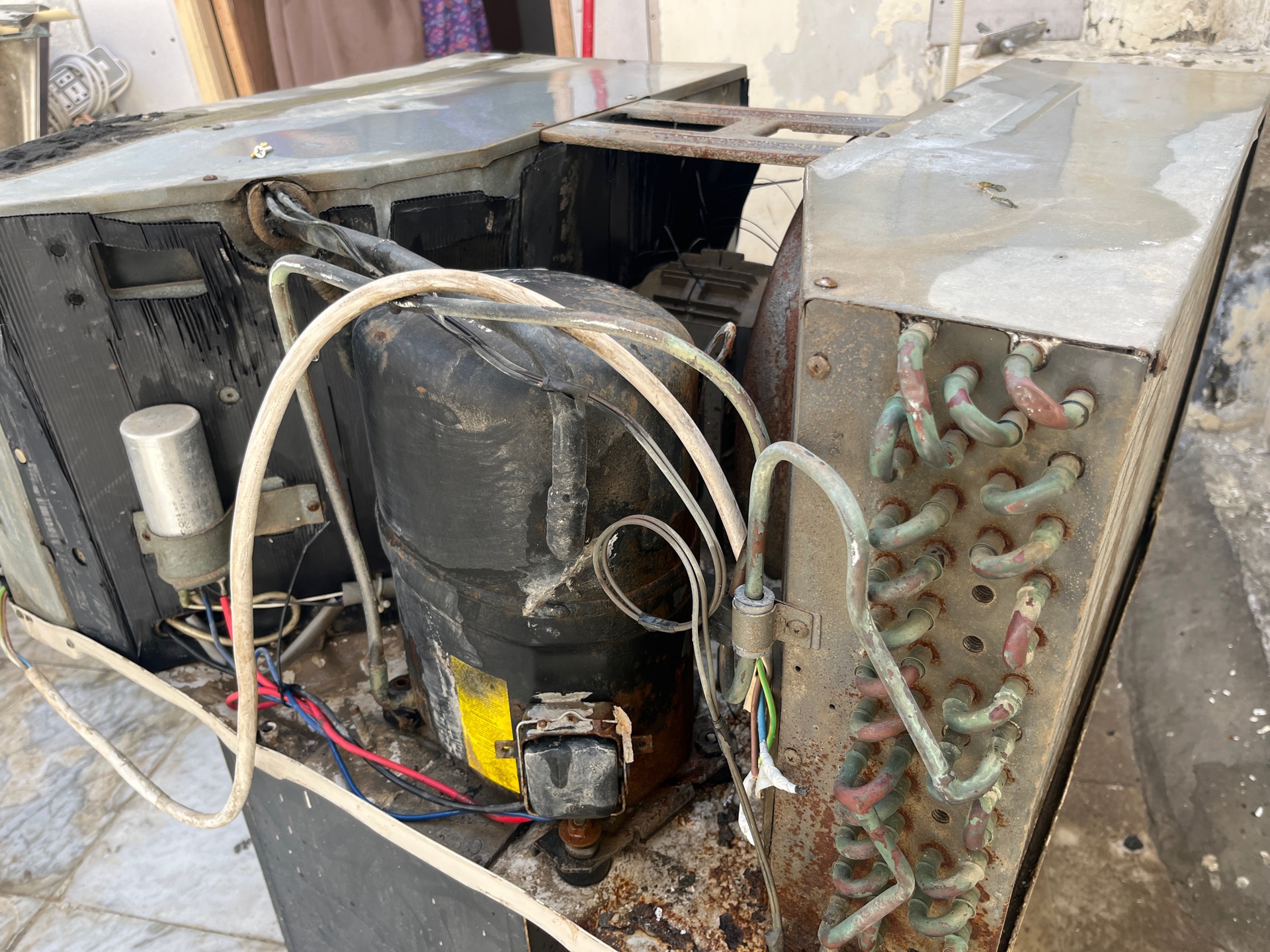 General Air conditioner for urgent sale - Image 4