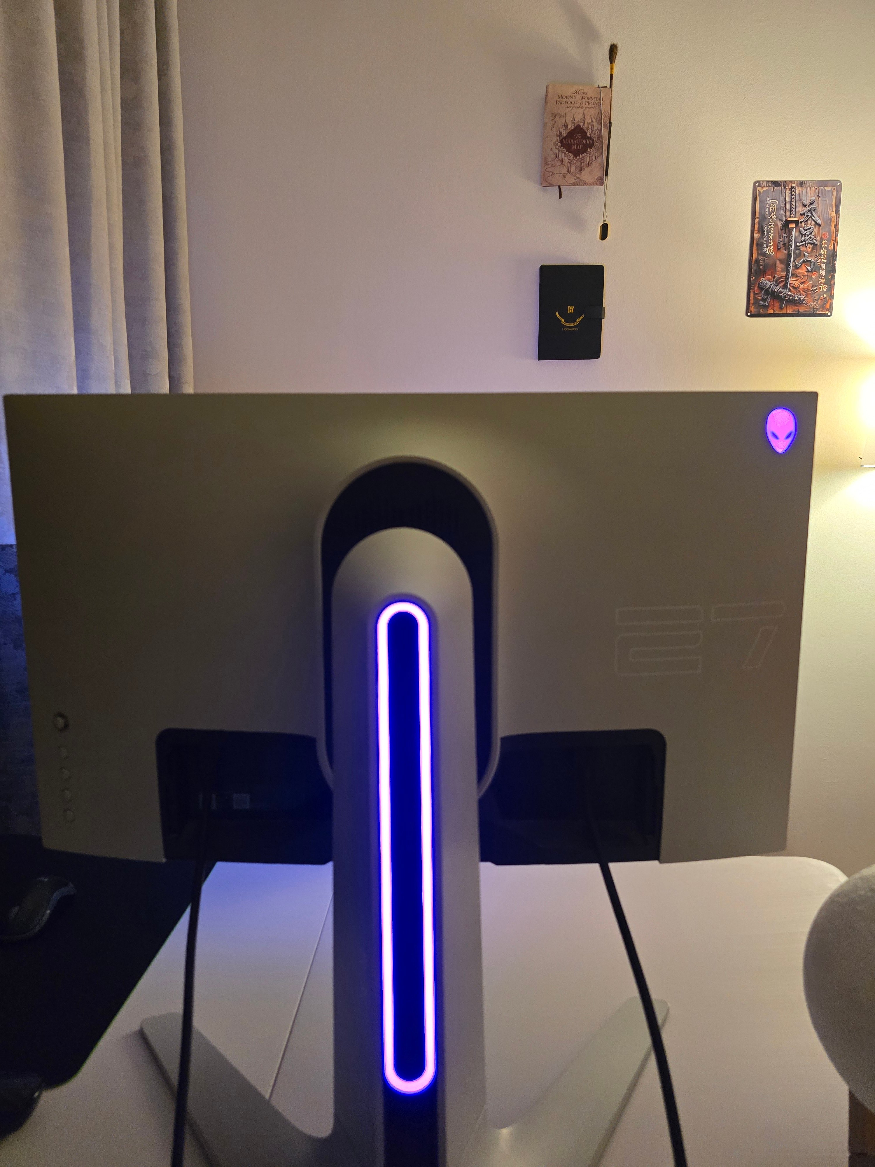 شاشة ألعاب Alienware AW2720HFA 240Hz — كابل DisplayPort 8K مجاني - Image 3