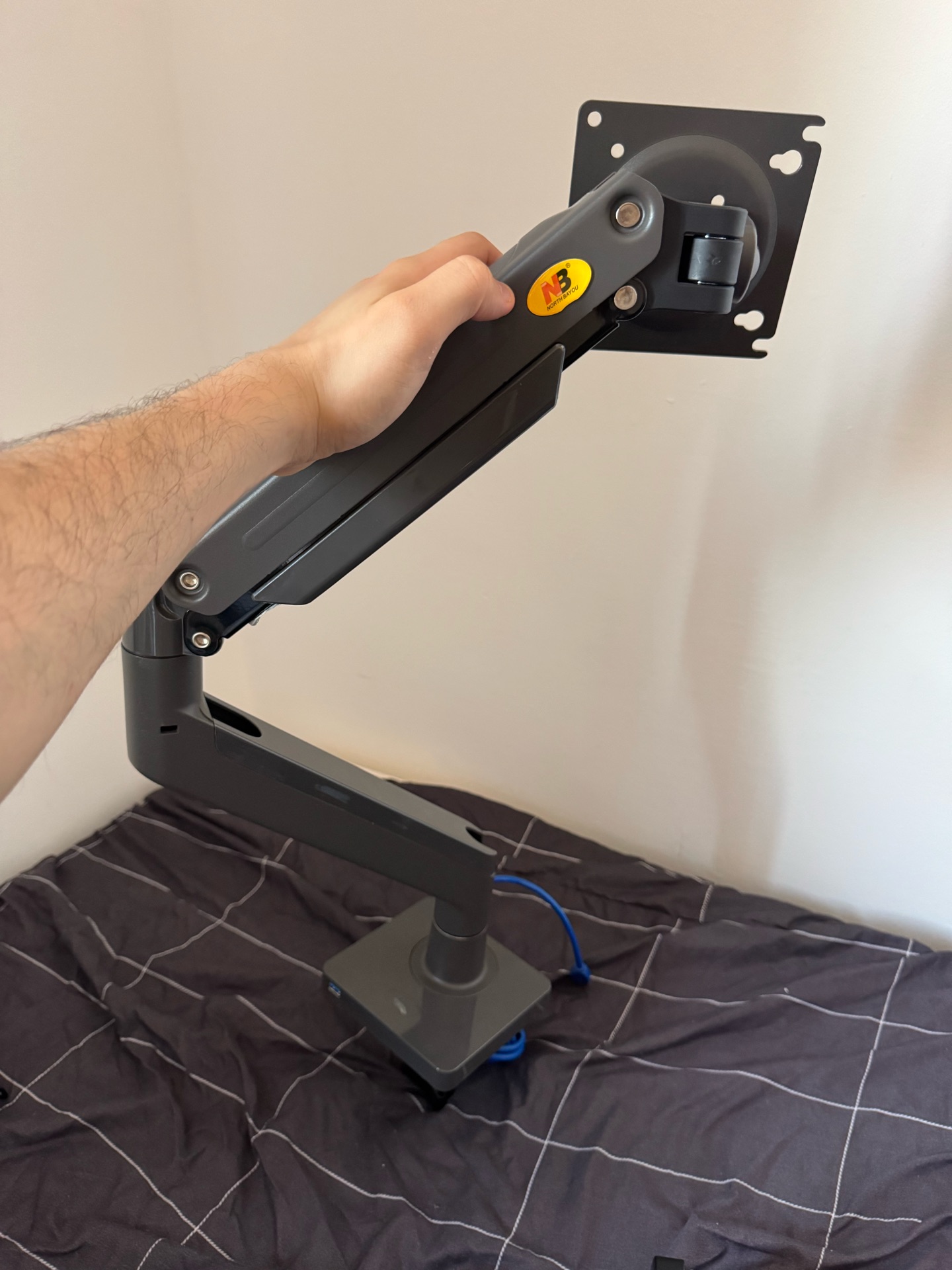 Monitor arm - Image 1