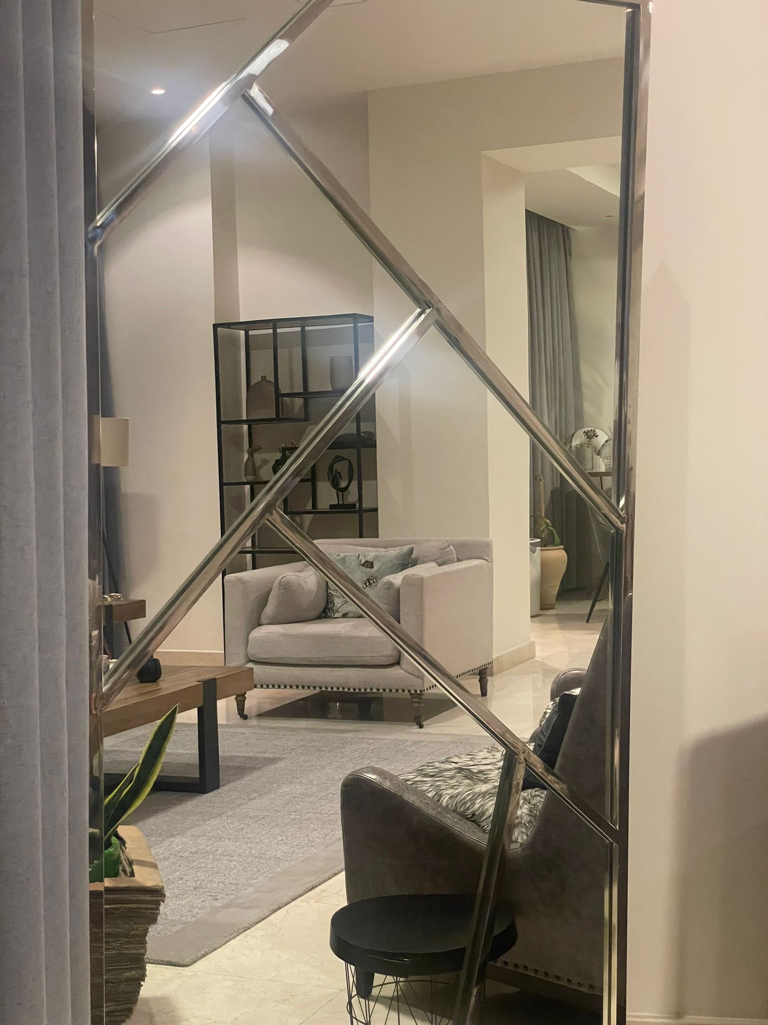 Free Stand Mirror - Image 2
