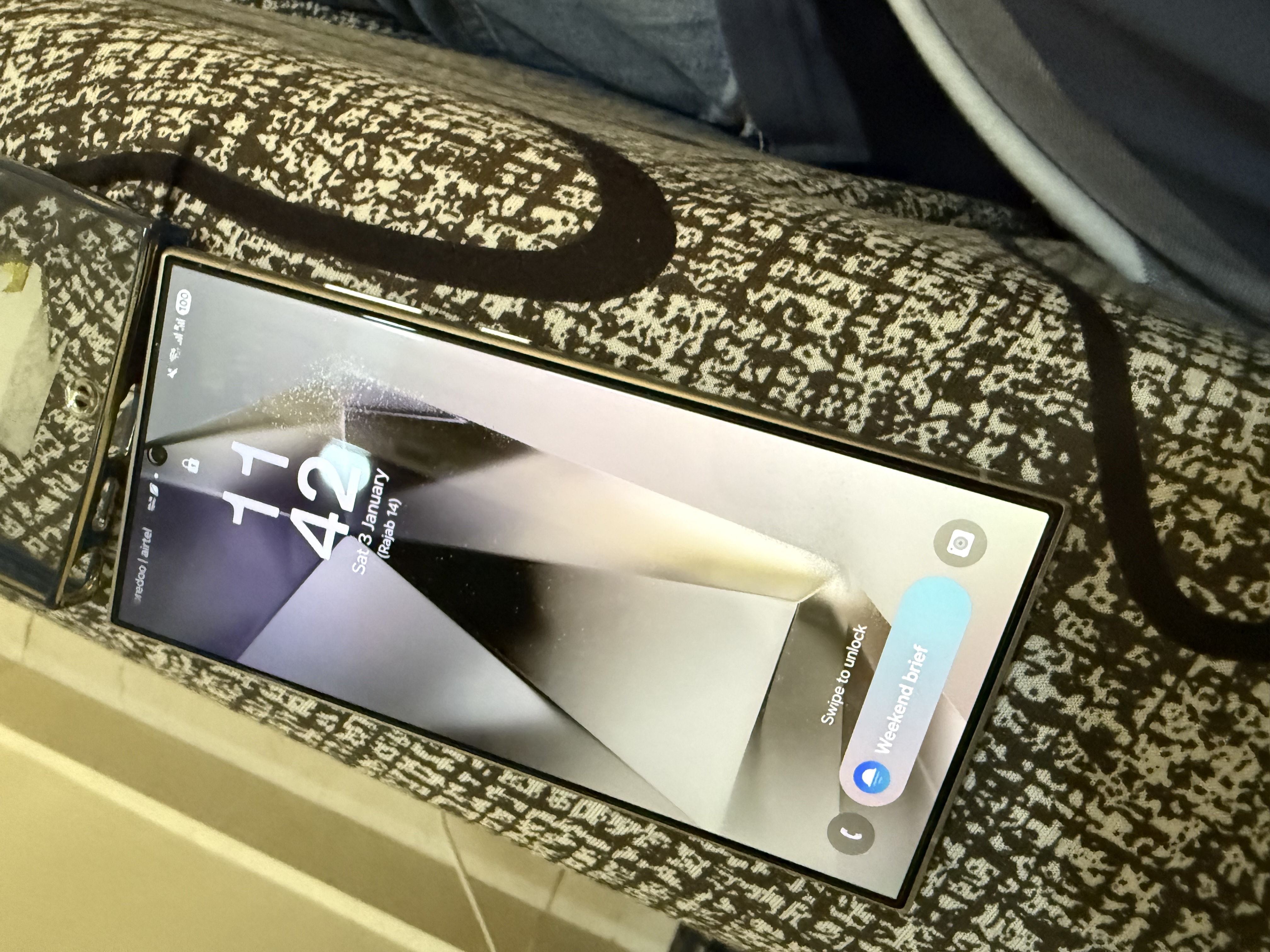 Samsung Ultra 24 256 GB for 2,450 - Image 4