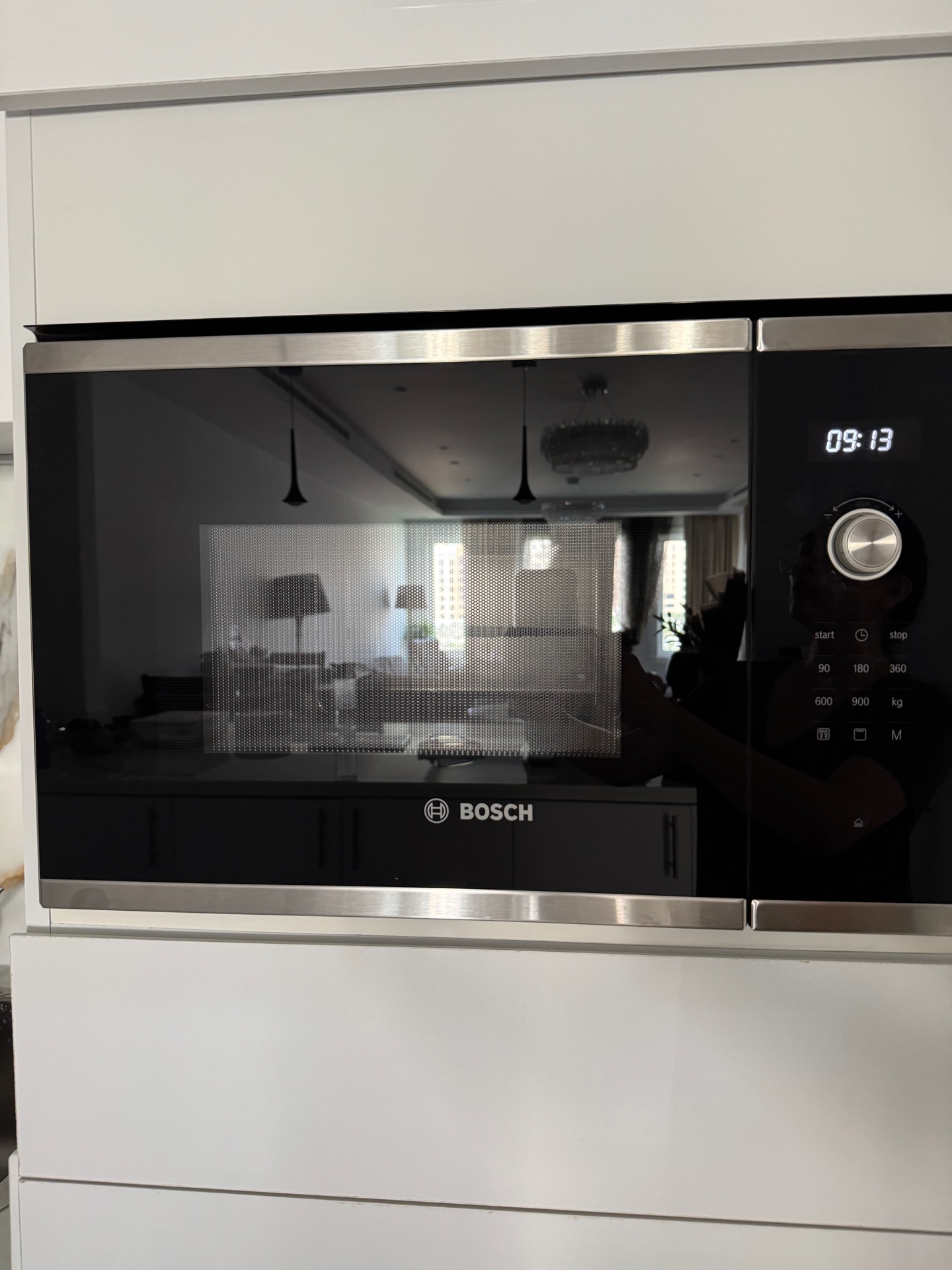 Bosch Build-in Stainless Steel Kitchen Appliances  - Image 6