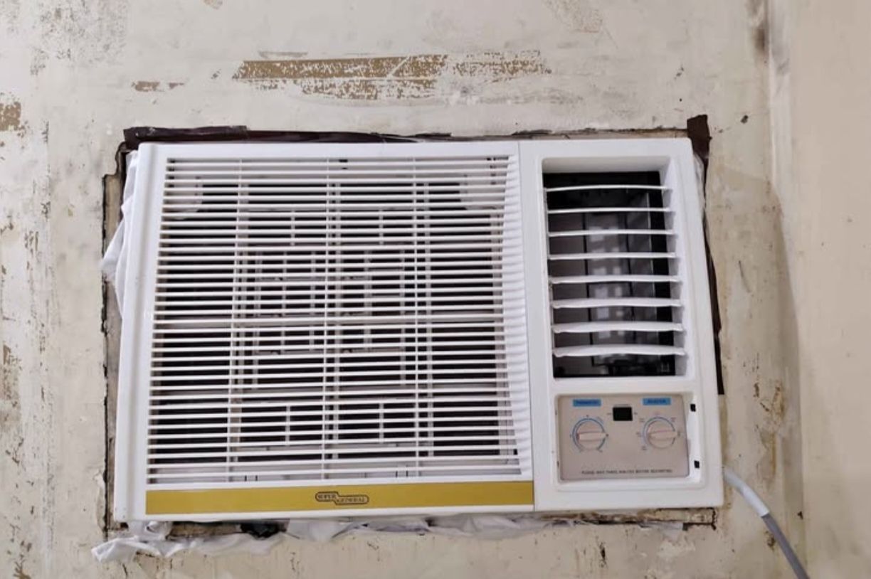 Split and window ac buy and sale 1 ton, 1.5 ton, 2 ton, 2.5 ton available  - Image 3