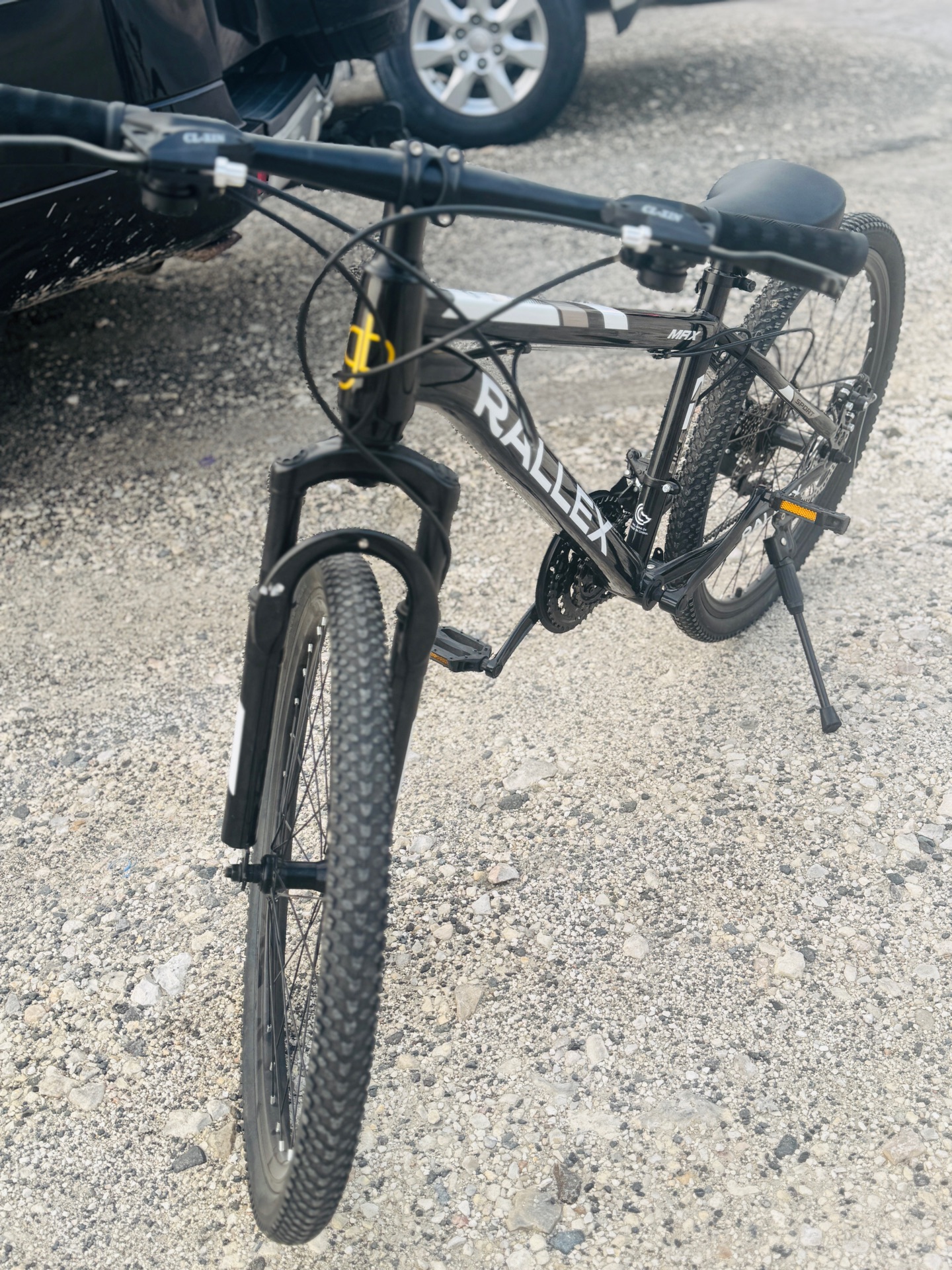 4 months used Rallex Gear sporty 24 inch cycle for Sale - Image 5
