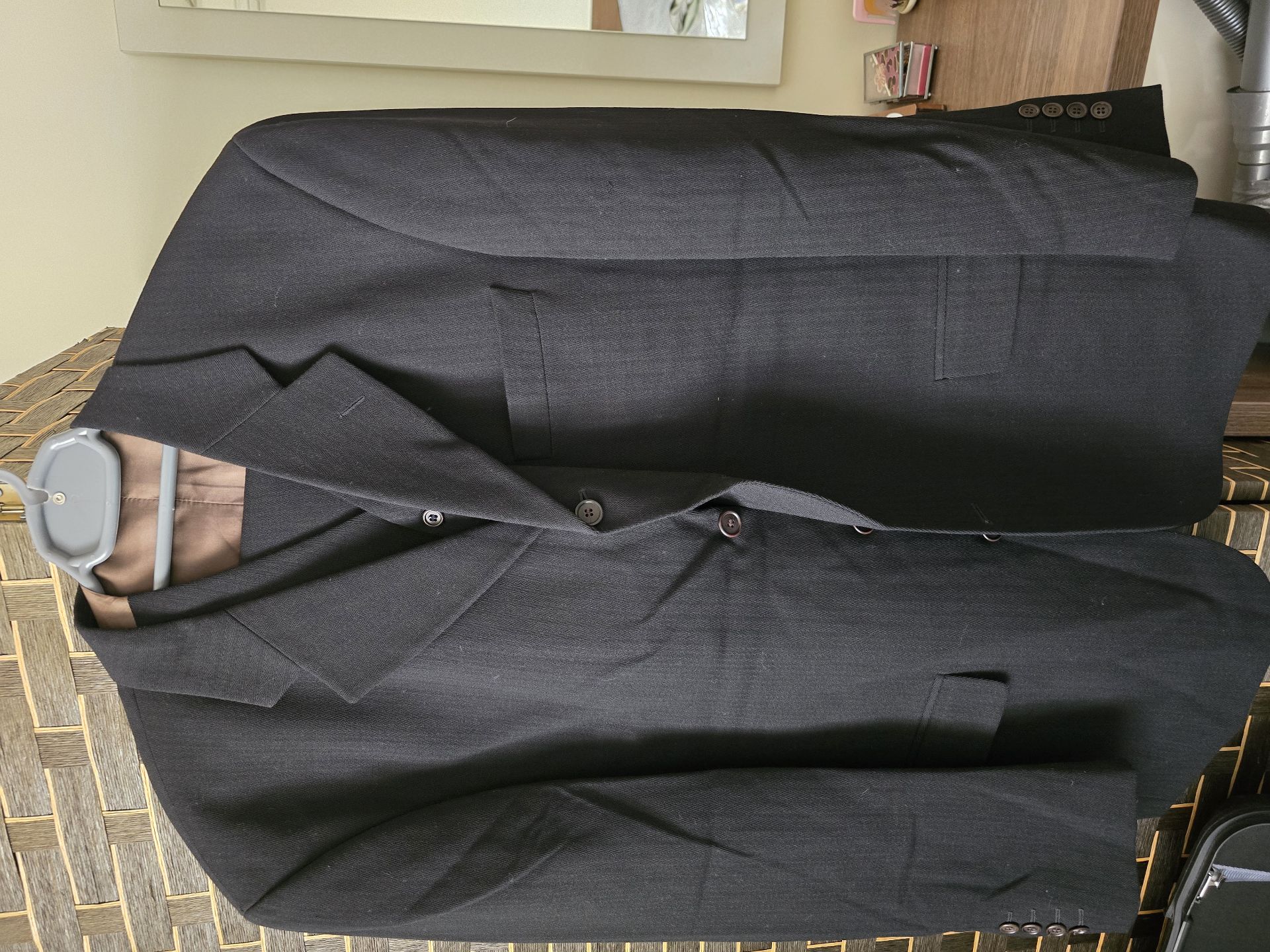 Gents suits - Image 4