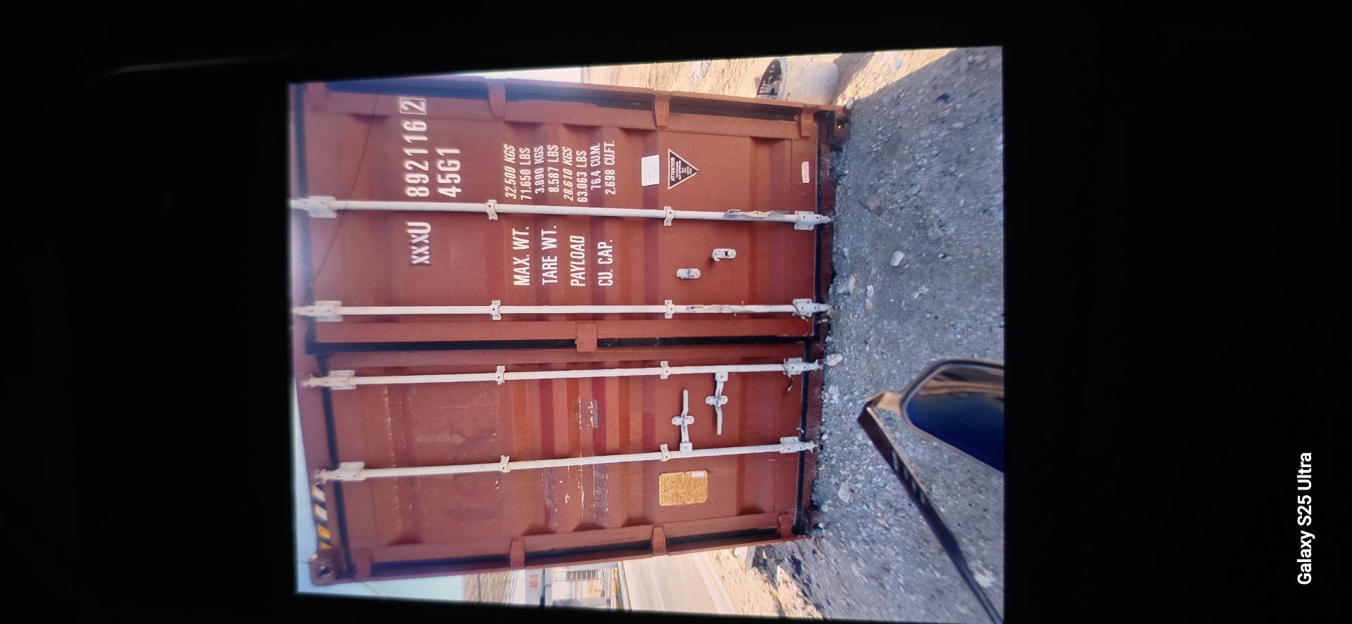 20 Feet &40 feet Containers - Image 1