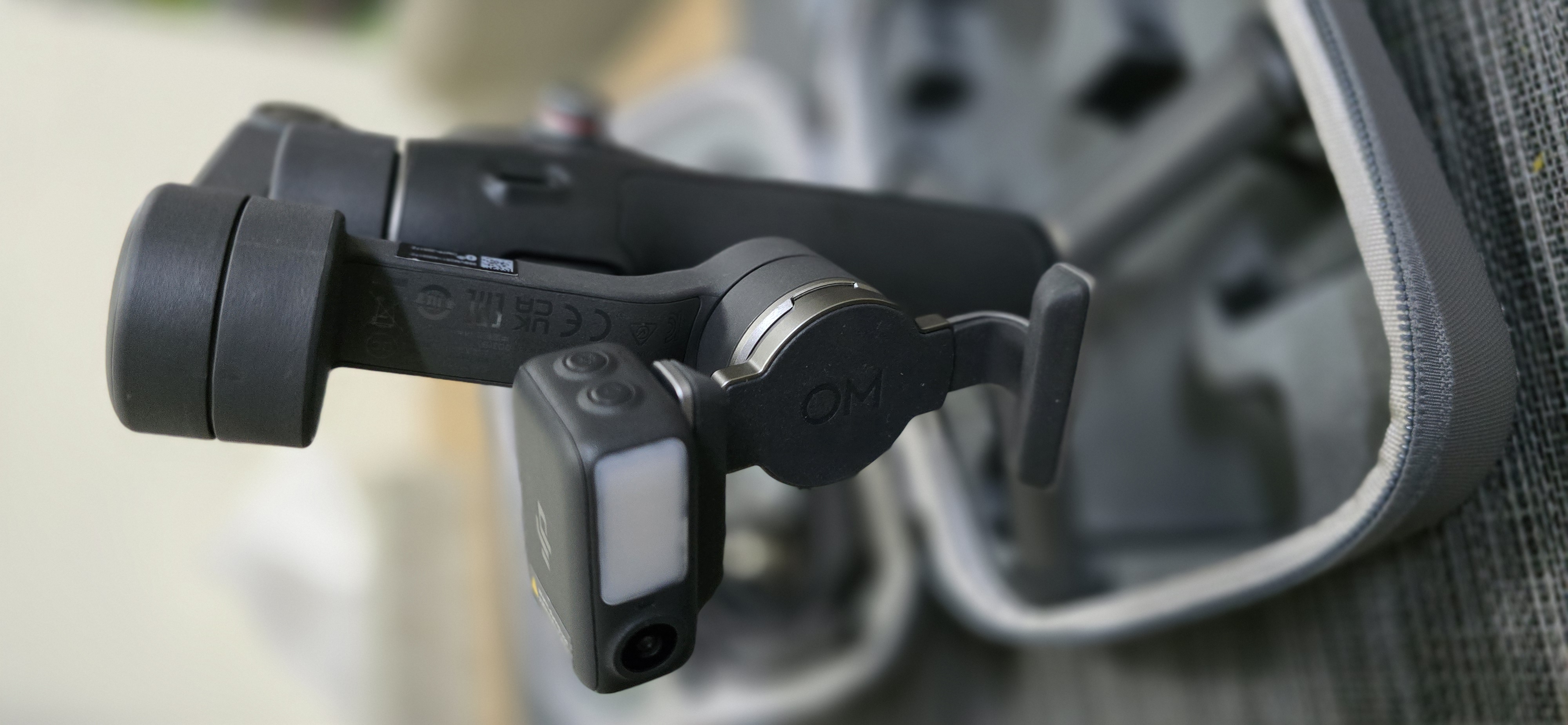 DJI Osmo Mobile 7P Gimbal Grey + Carry Case - Image 7