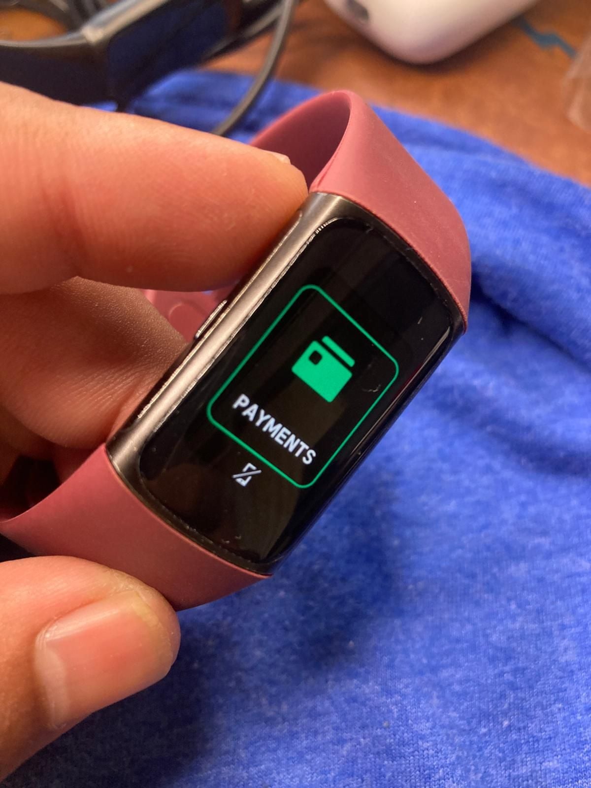 Fitbit Charge 6 - Image 2
