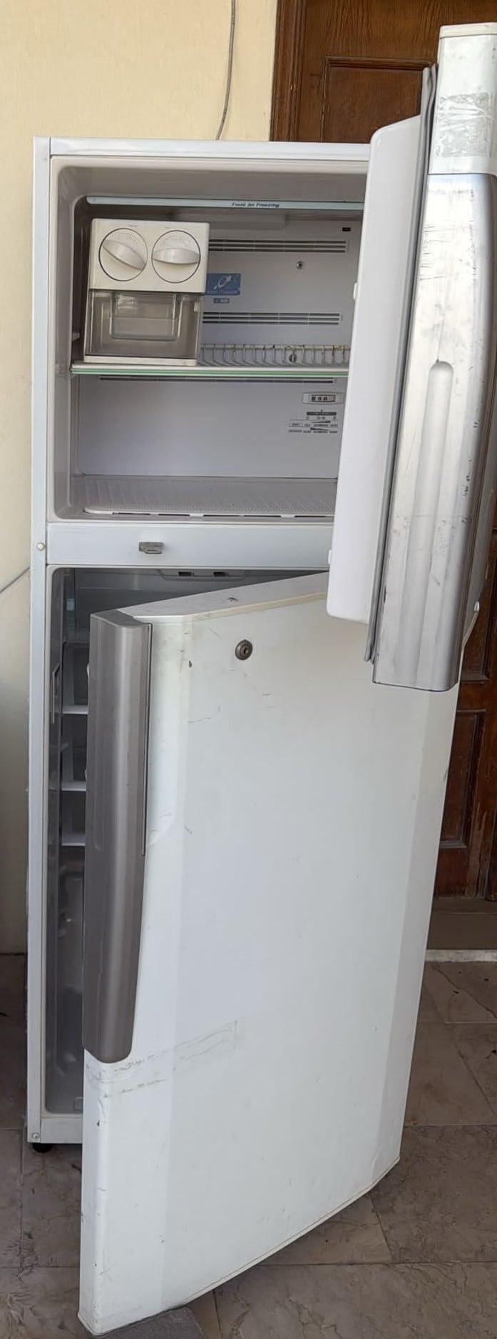 Big Fridge with Freezer - Image 1