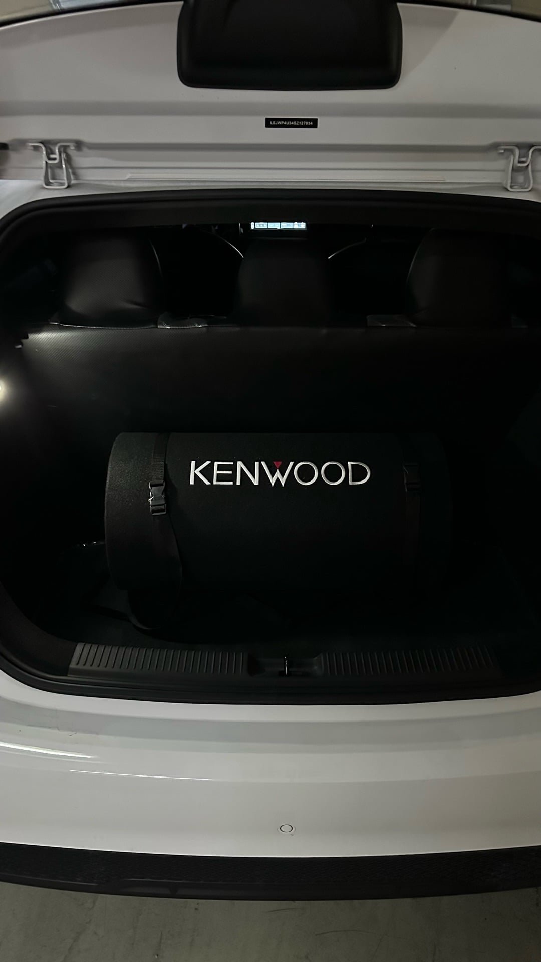 Kenwood subwoofer sony amplifier - Image 2