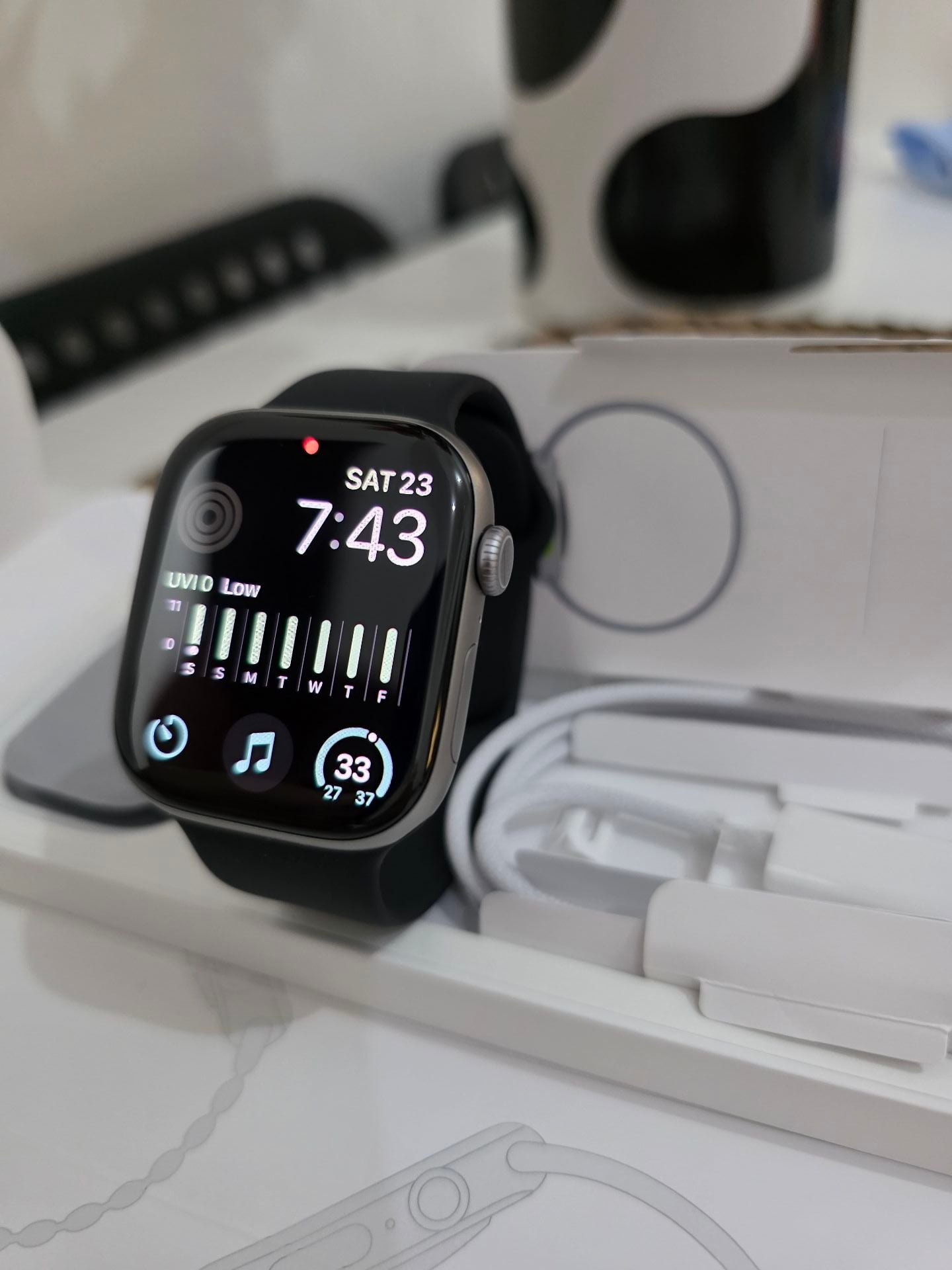 Apple Watch S11 46mm Space Gary GPS - Image 2