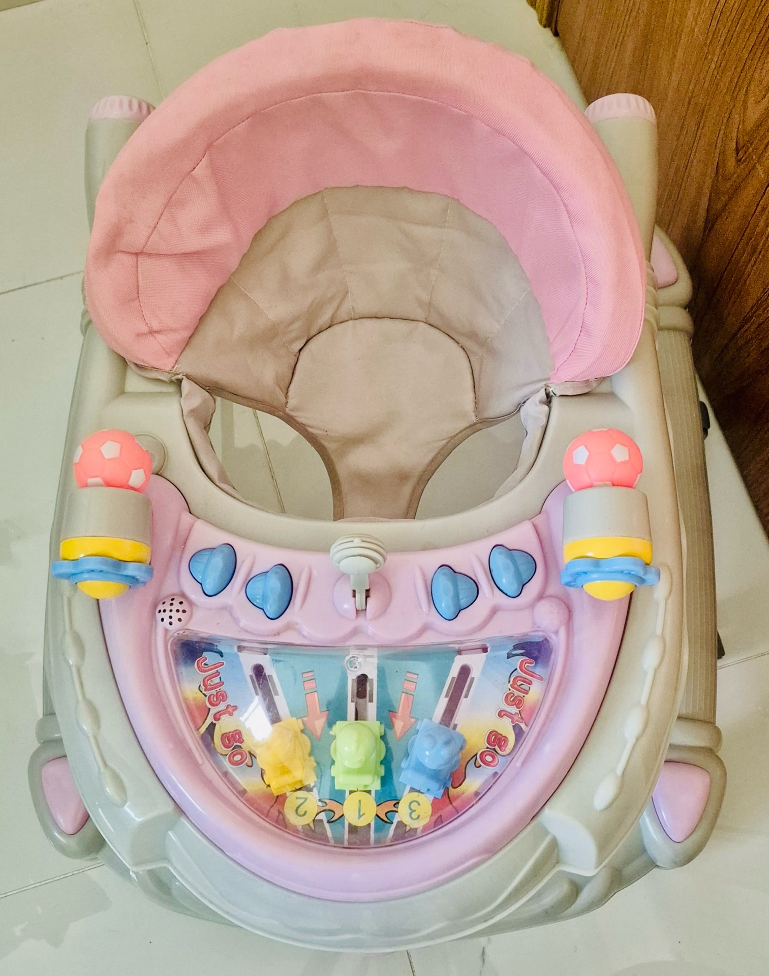 Juniors branded Baby Walker - Image 2