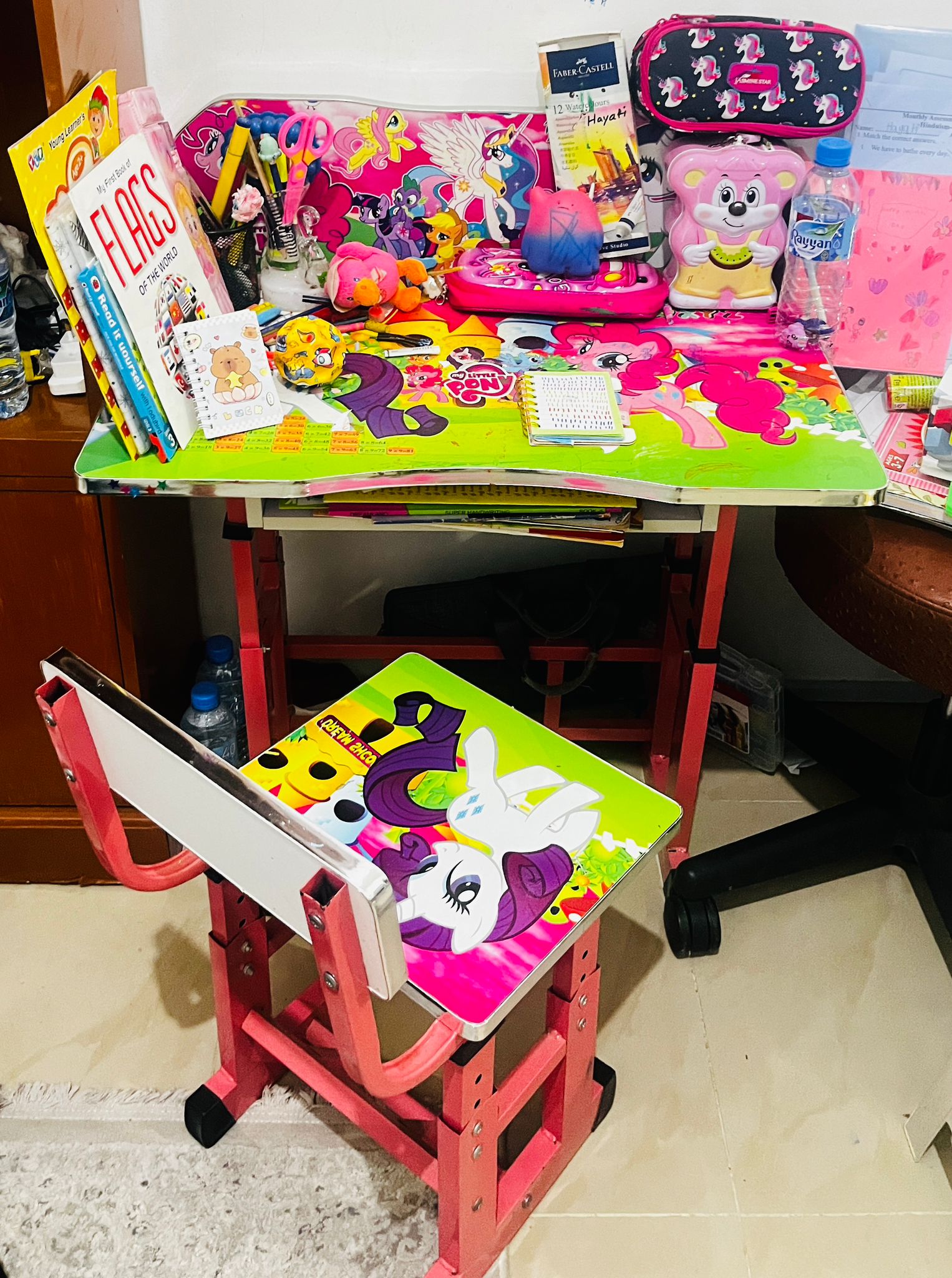Study Table & Chair.. - Image 4
