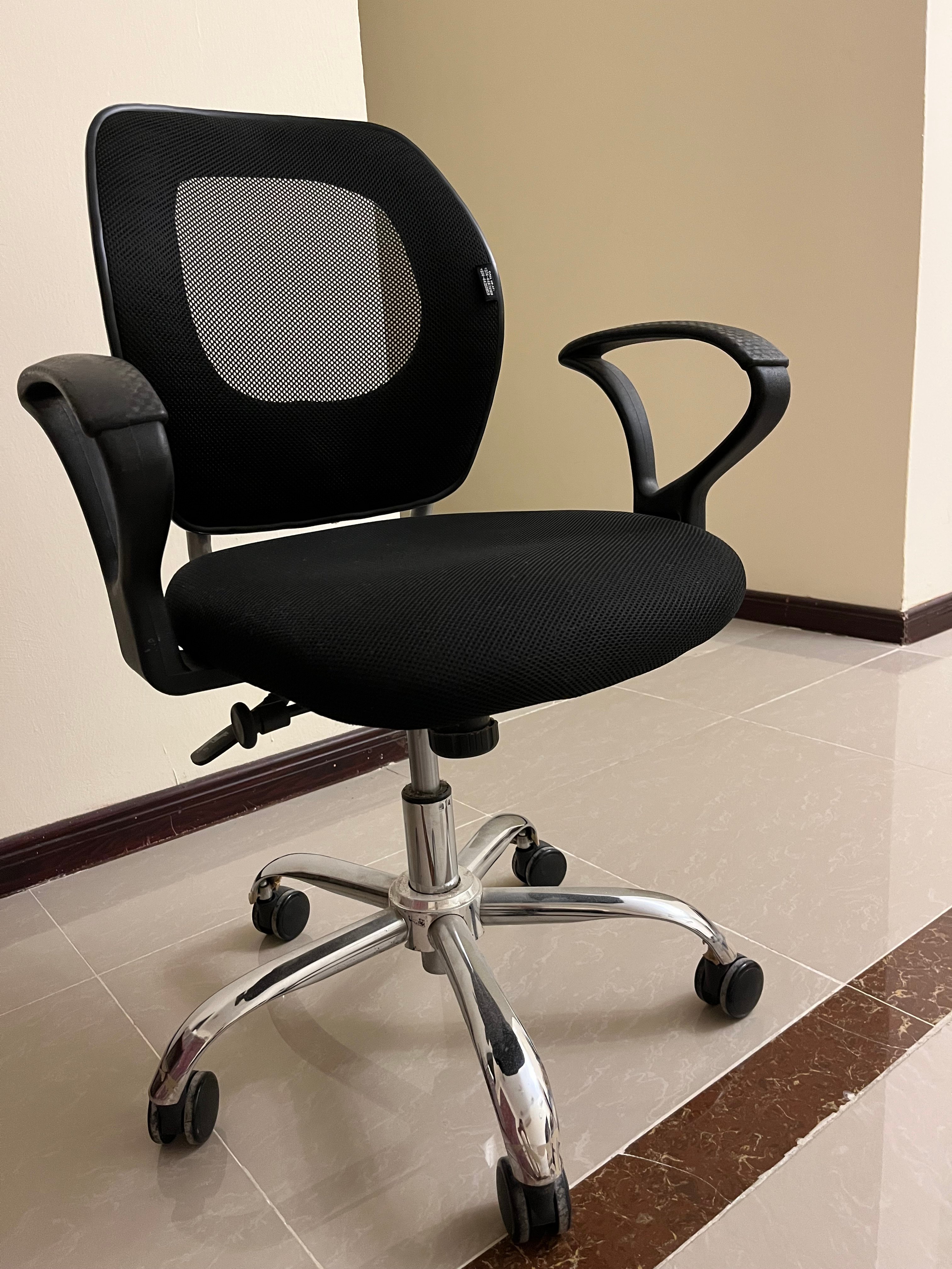 Chair (adjustable) - Image 4