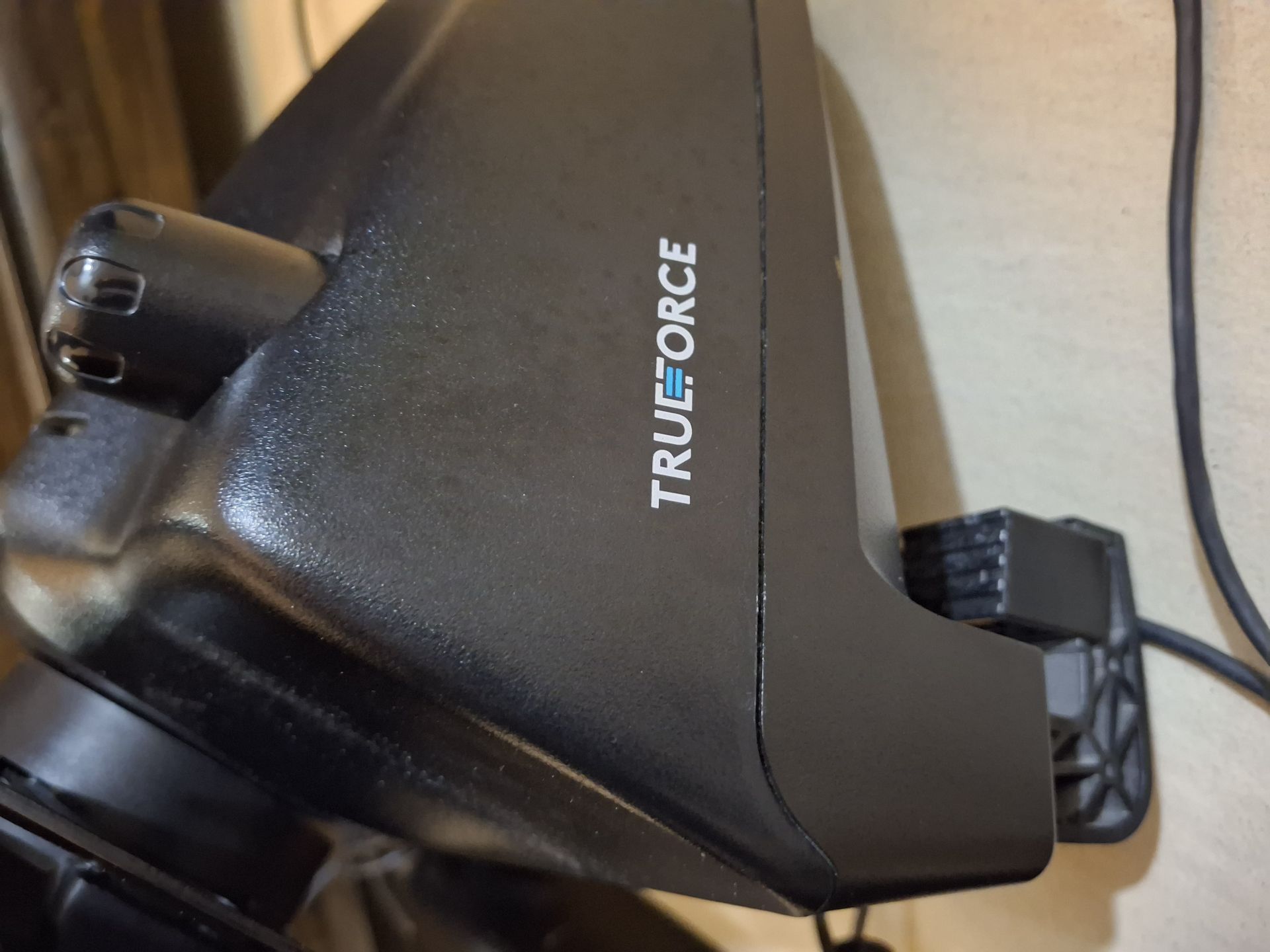 Logitech G923 Pc Ps4/Ps5 good condition  - Image 7