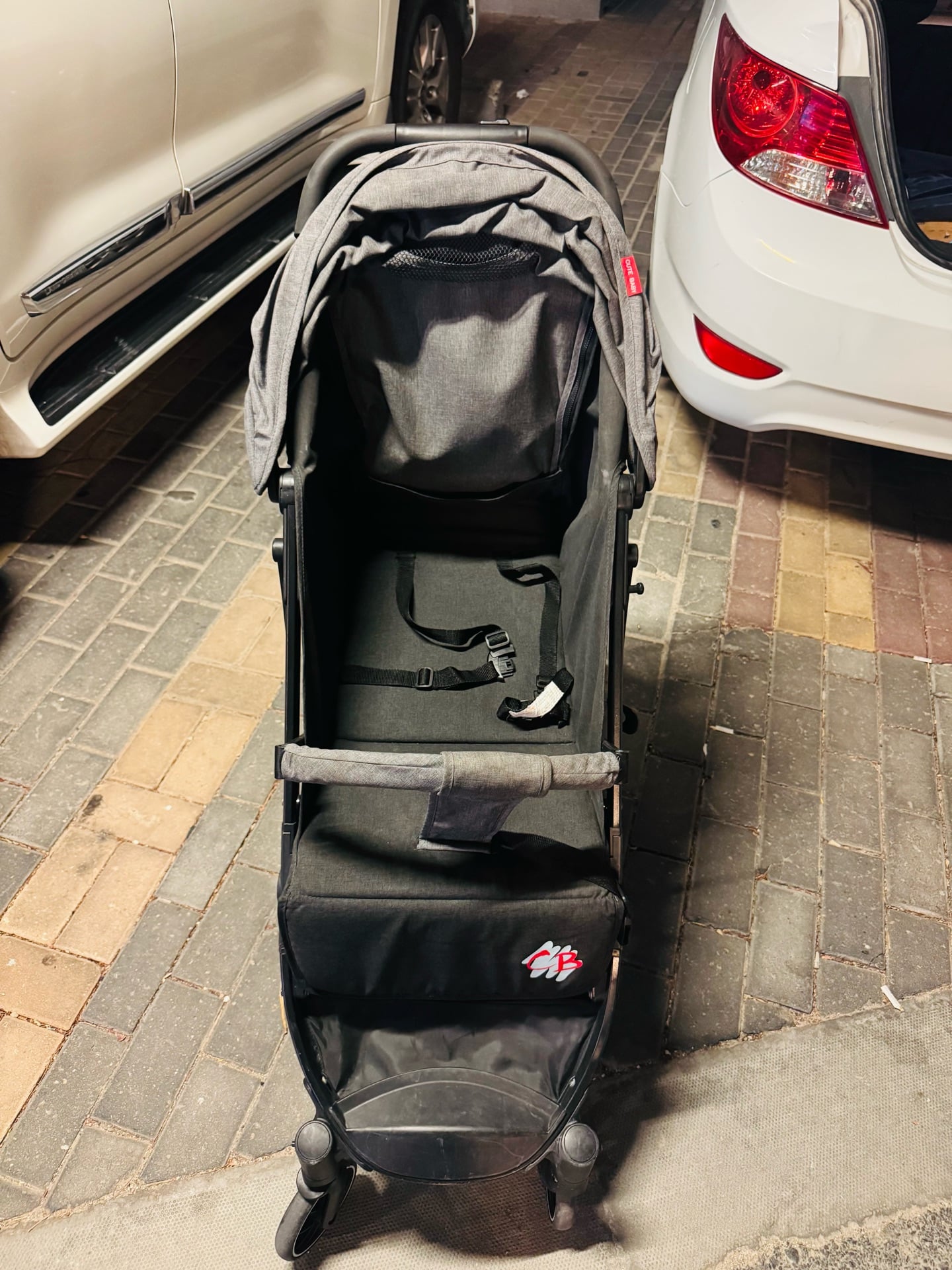 Stroller - Image 3