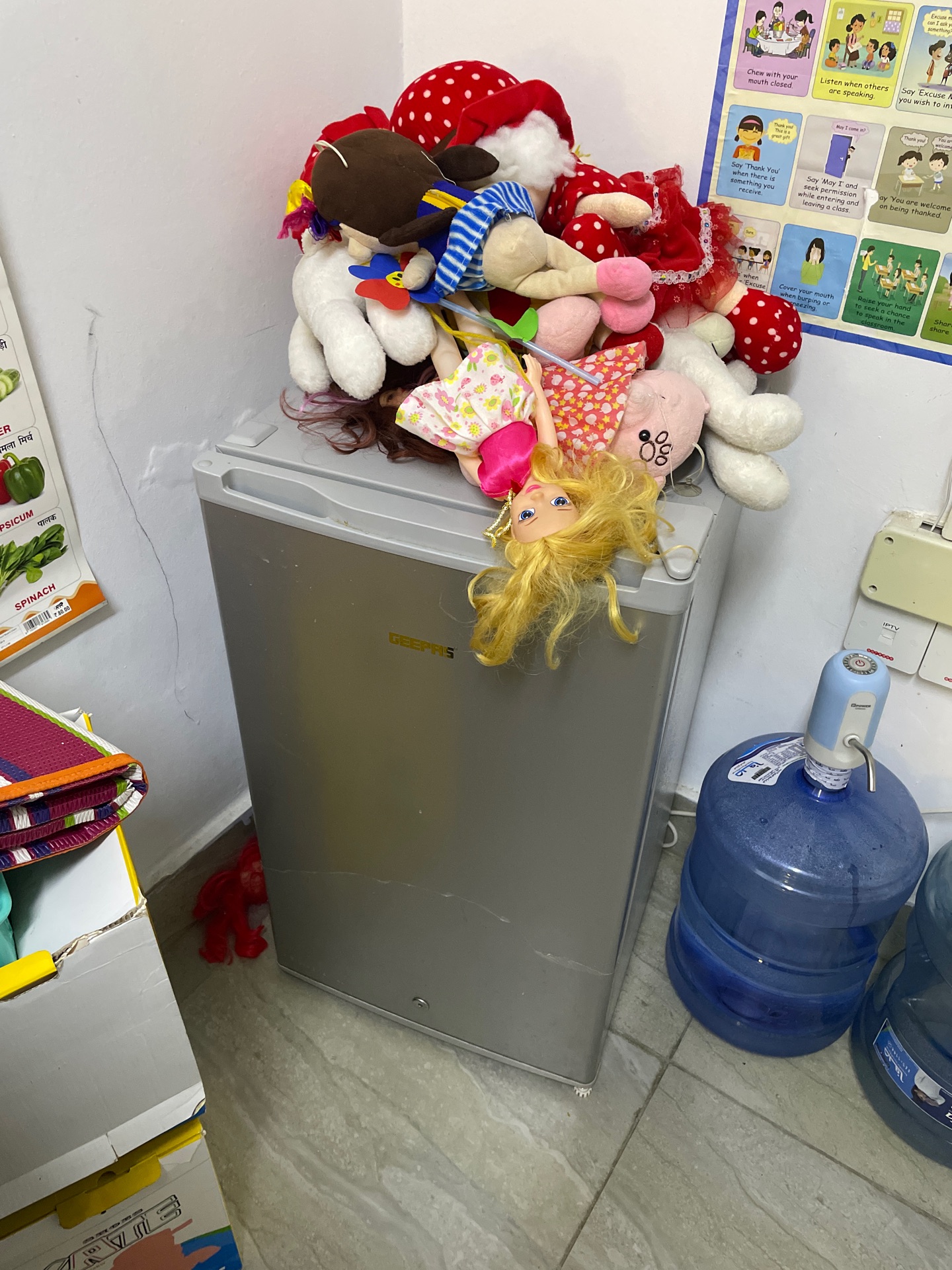 Geepas - Refrigerator  - Image 4