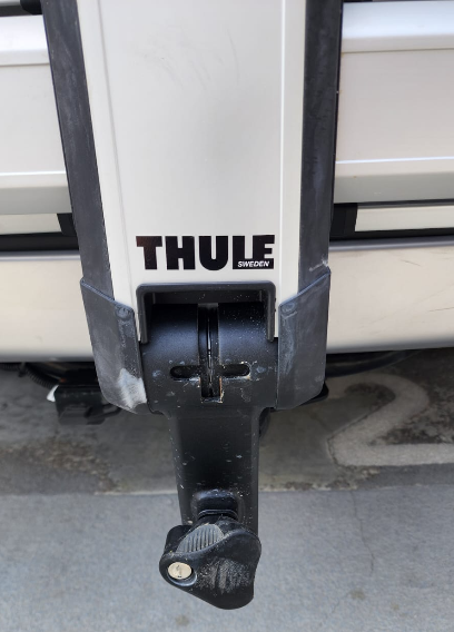 THULE 2 Bike Rack + 2 Mountain Bikes - Image 6