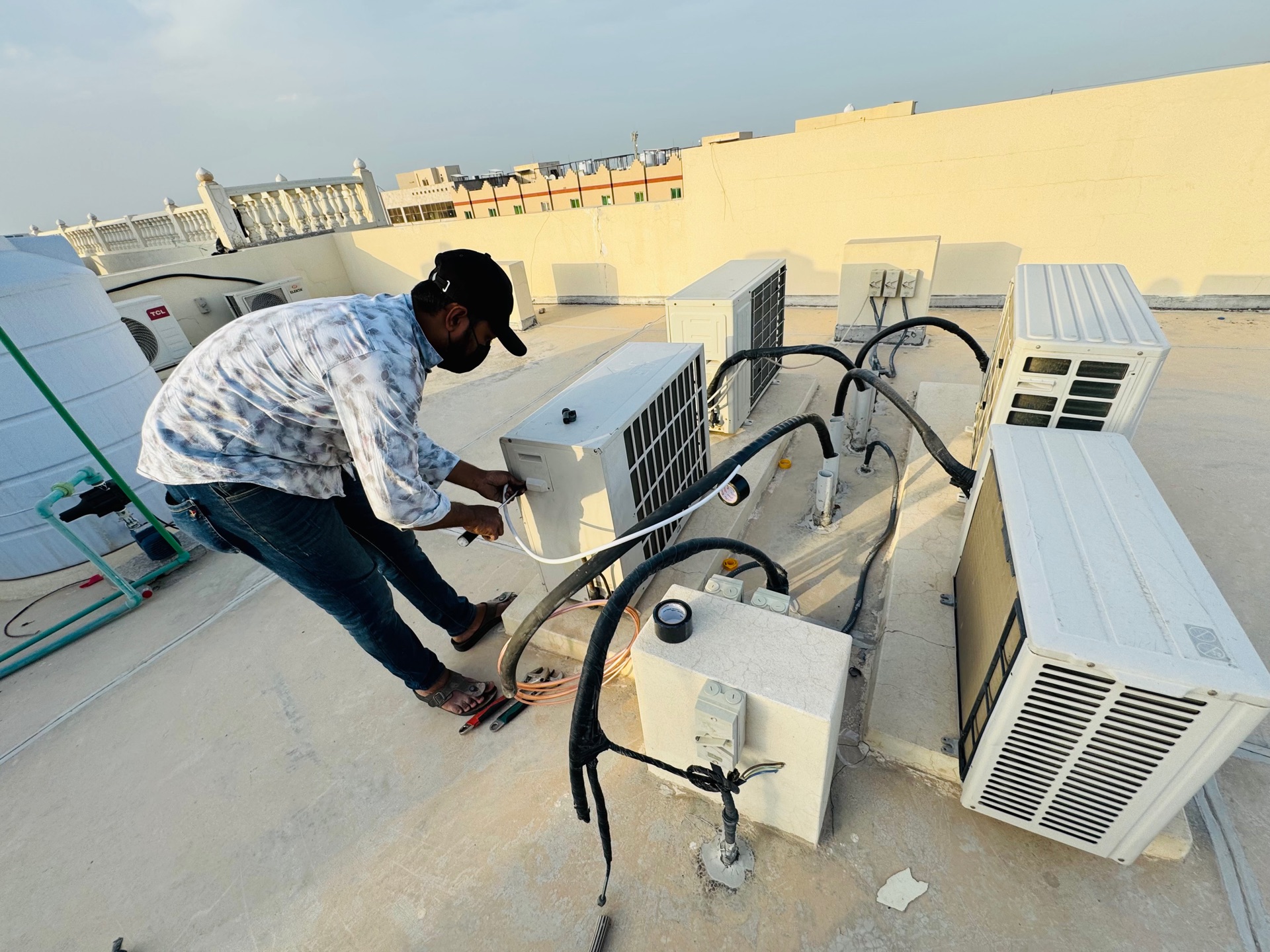 used ac for sale excellent coooling good condition - Image 2