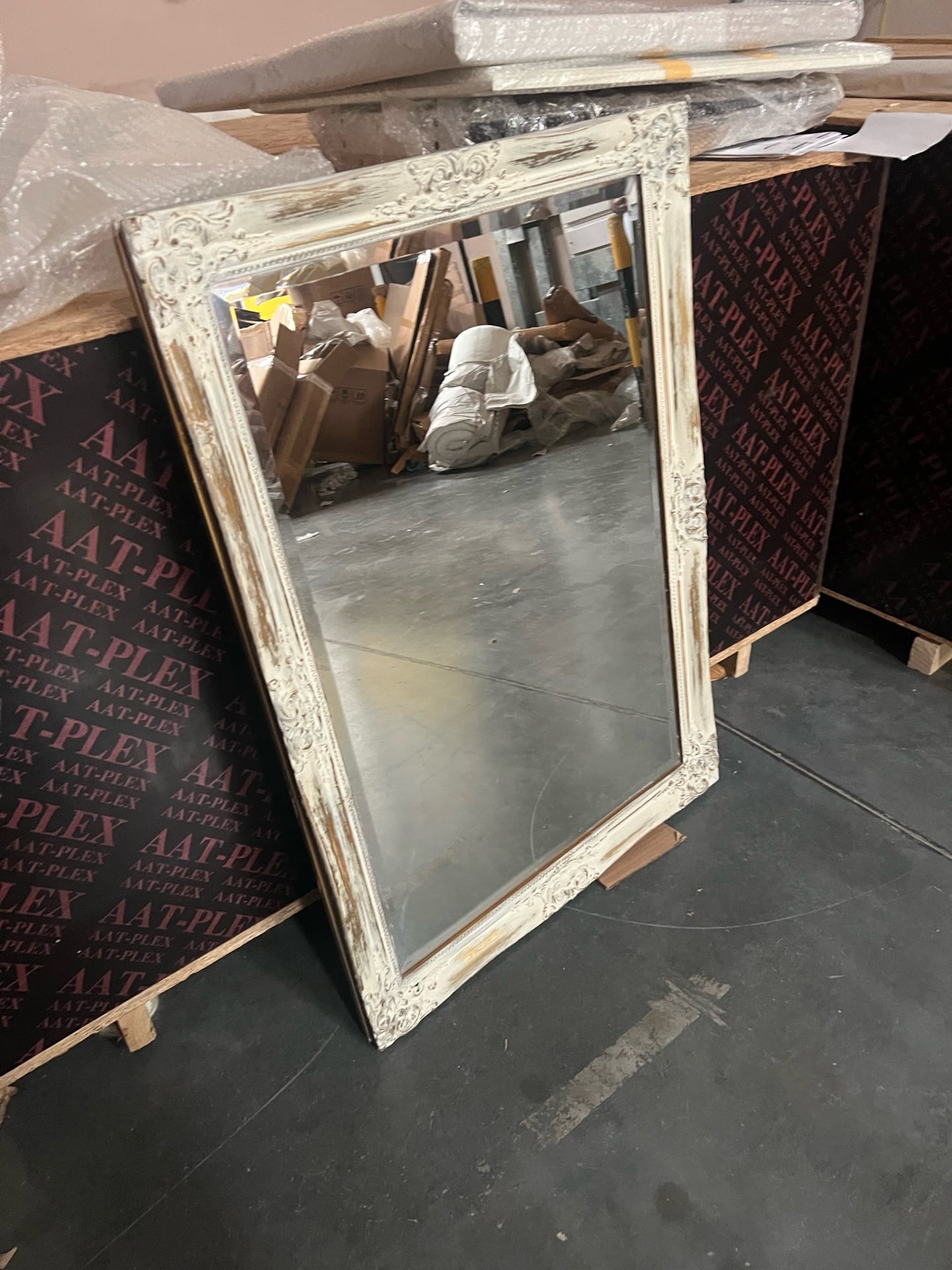 Woden frame glass square mirror  - Image 2