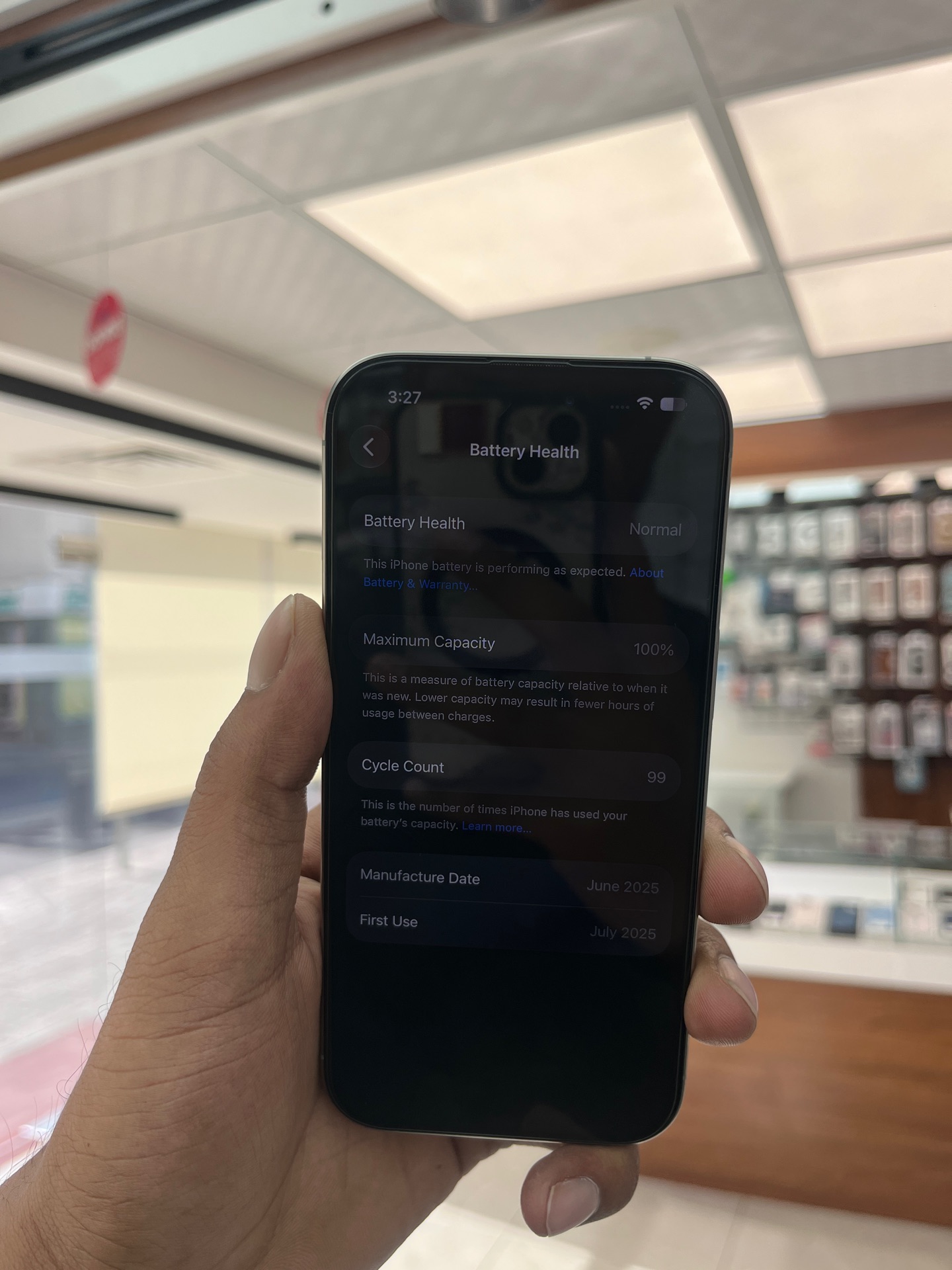16 برو ناتشورال 128GB - Image 3