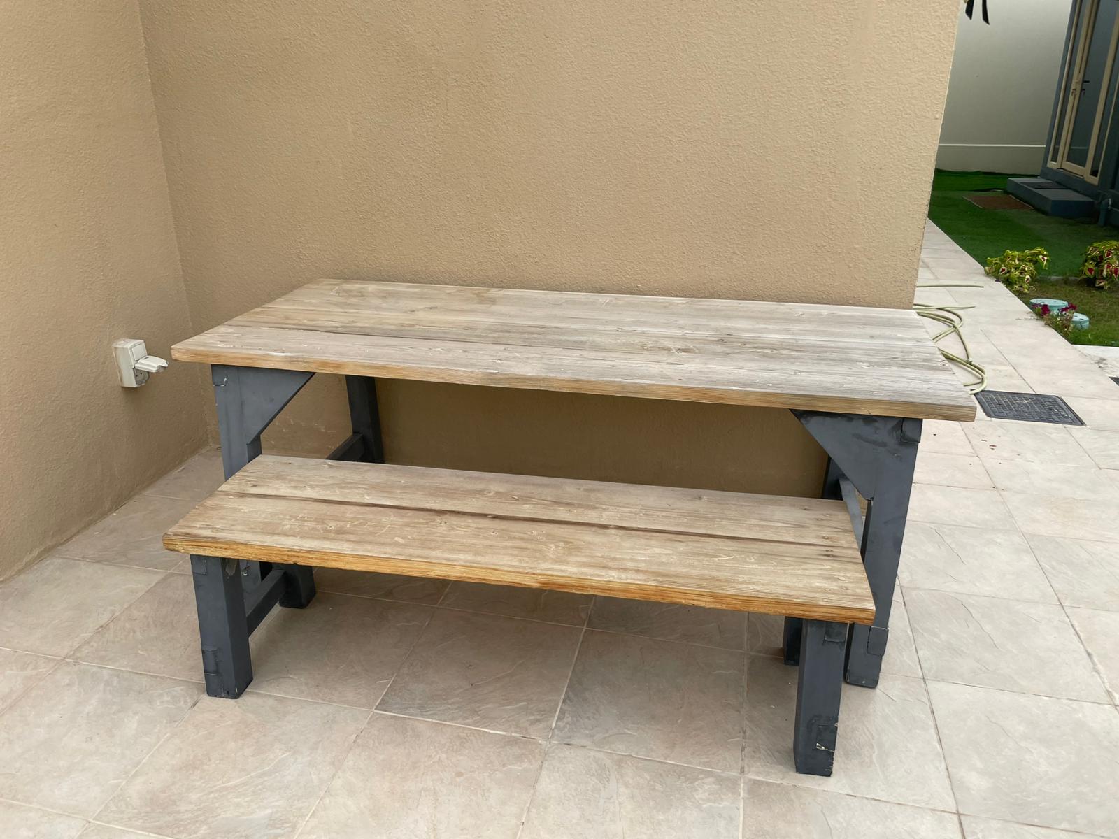 Outdoor Swing & Table - Image 4