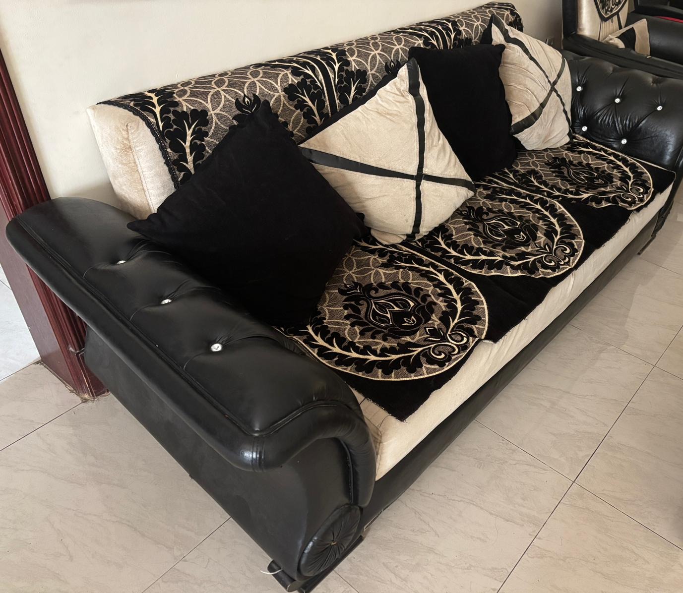 LARGE, COMFORTABLE SOFAS- URGENT SALE! - Image 4