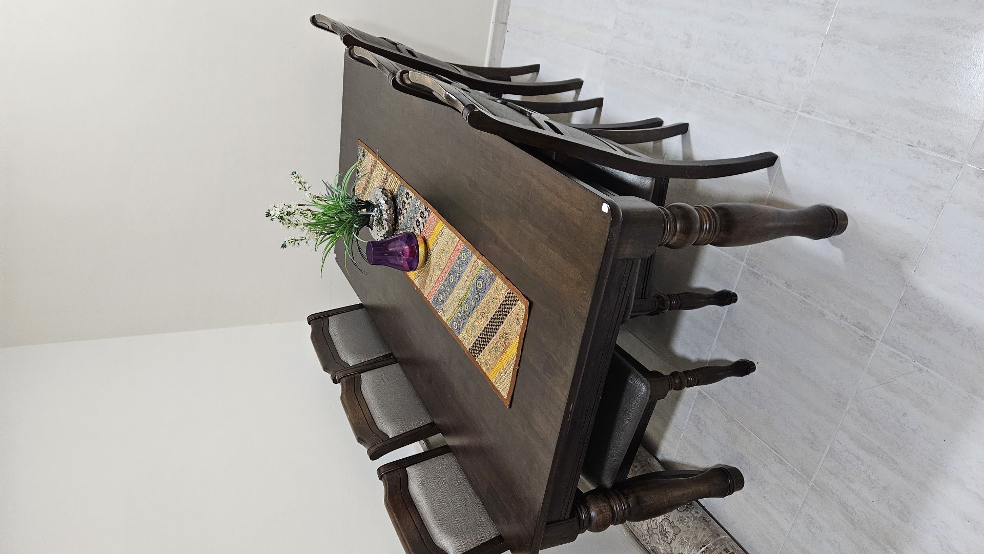 Dining Table 6 seater - Image 1