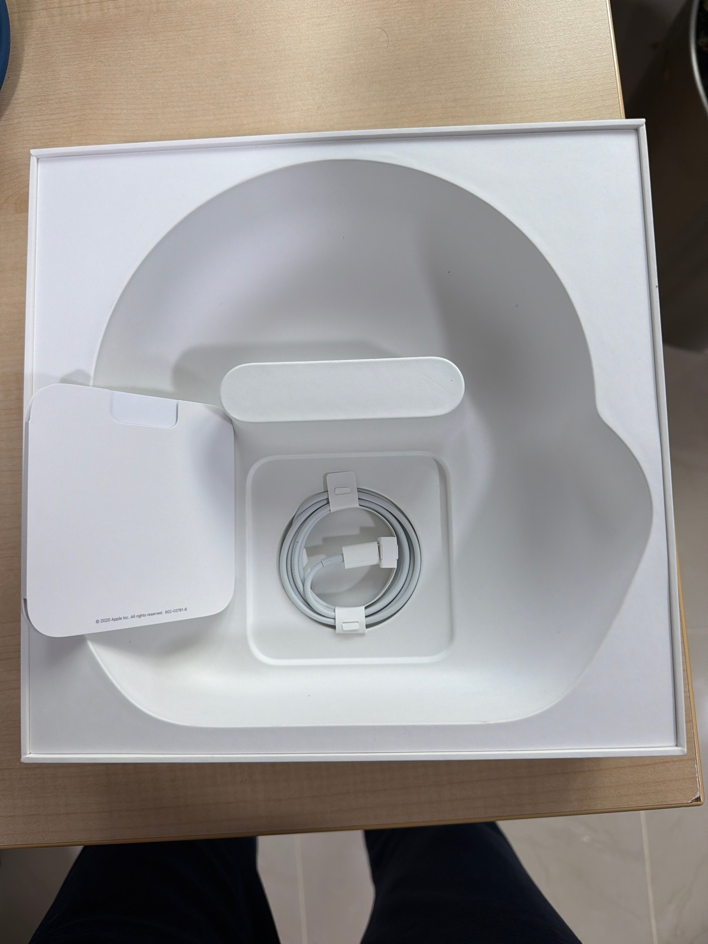 AirPods Max - Image 6