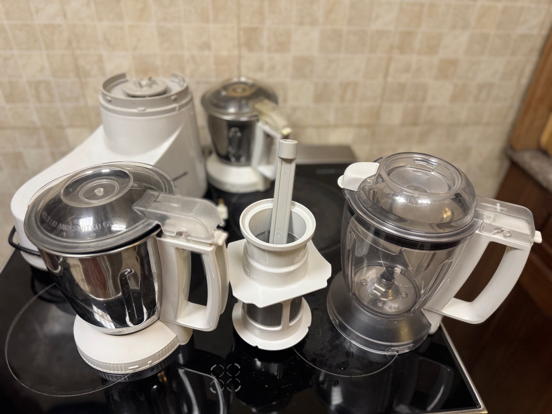 Panasonic mixer grinder - Image 1