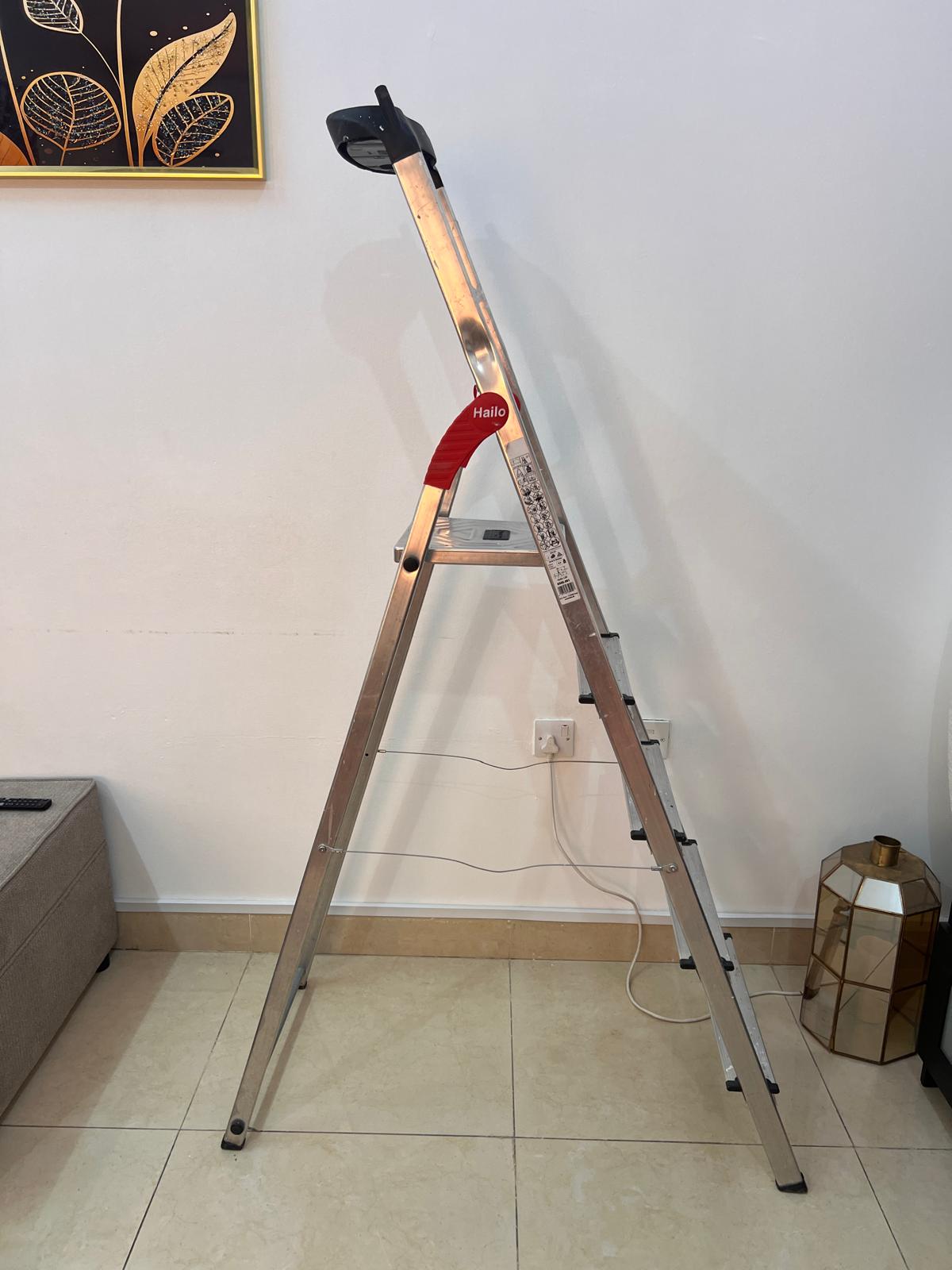 Step Ladder - Image 2