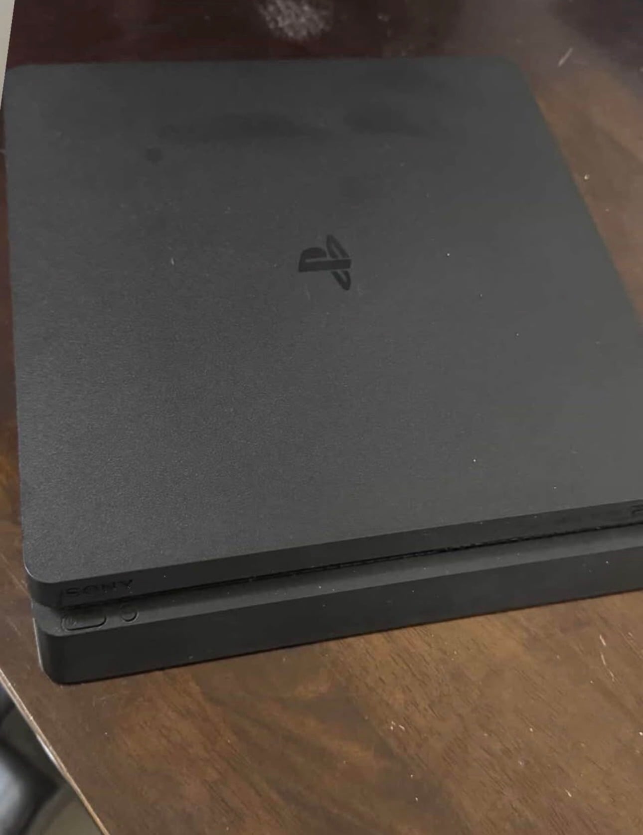 PS4 slim 1 tb - Image 4