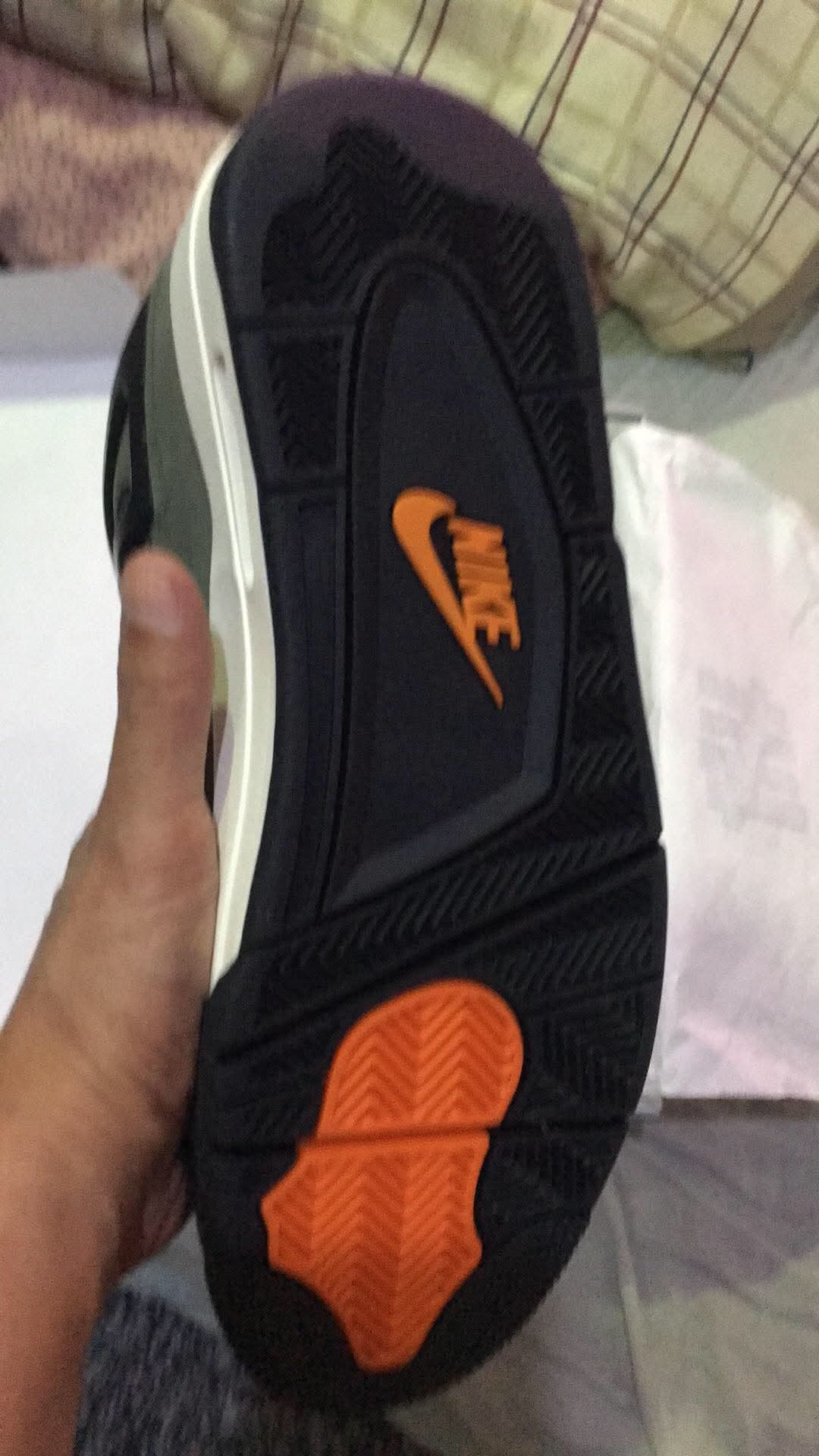 Undefeated x Jordan 4 Retro 2025 - Image 6