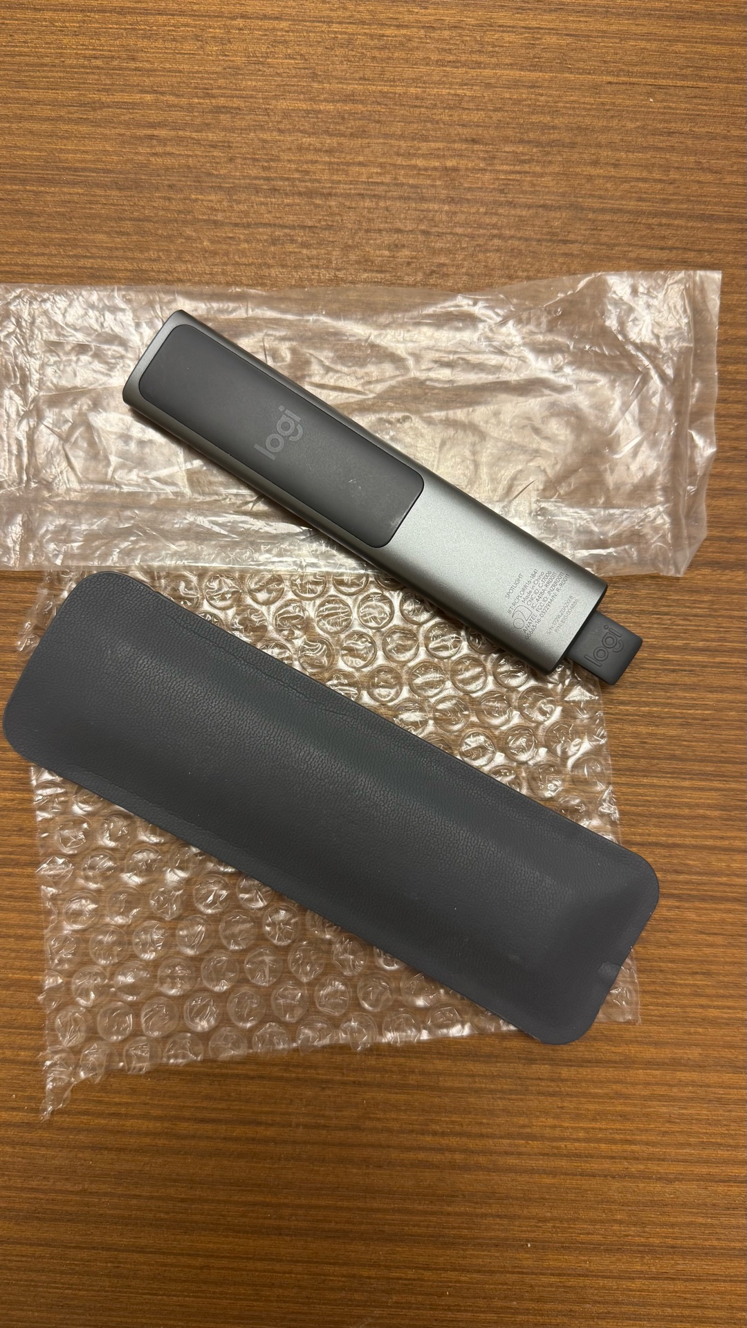 Logitech Spotlight Presenter Pointer Remote - Image 2